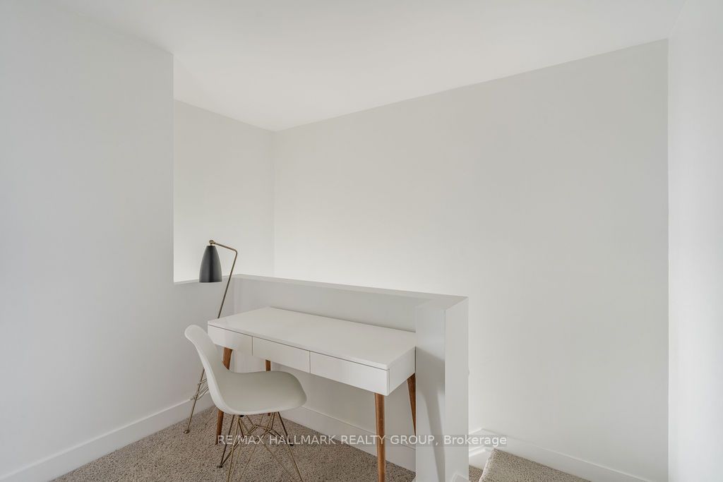 48 Holmwood Avenue, #12