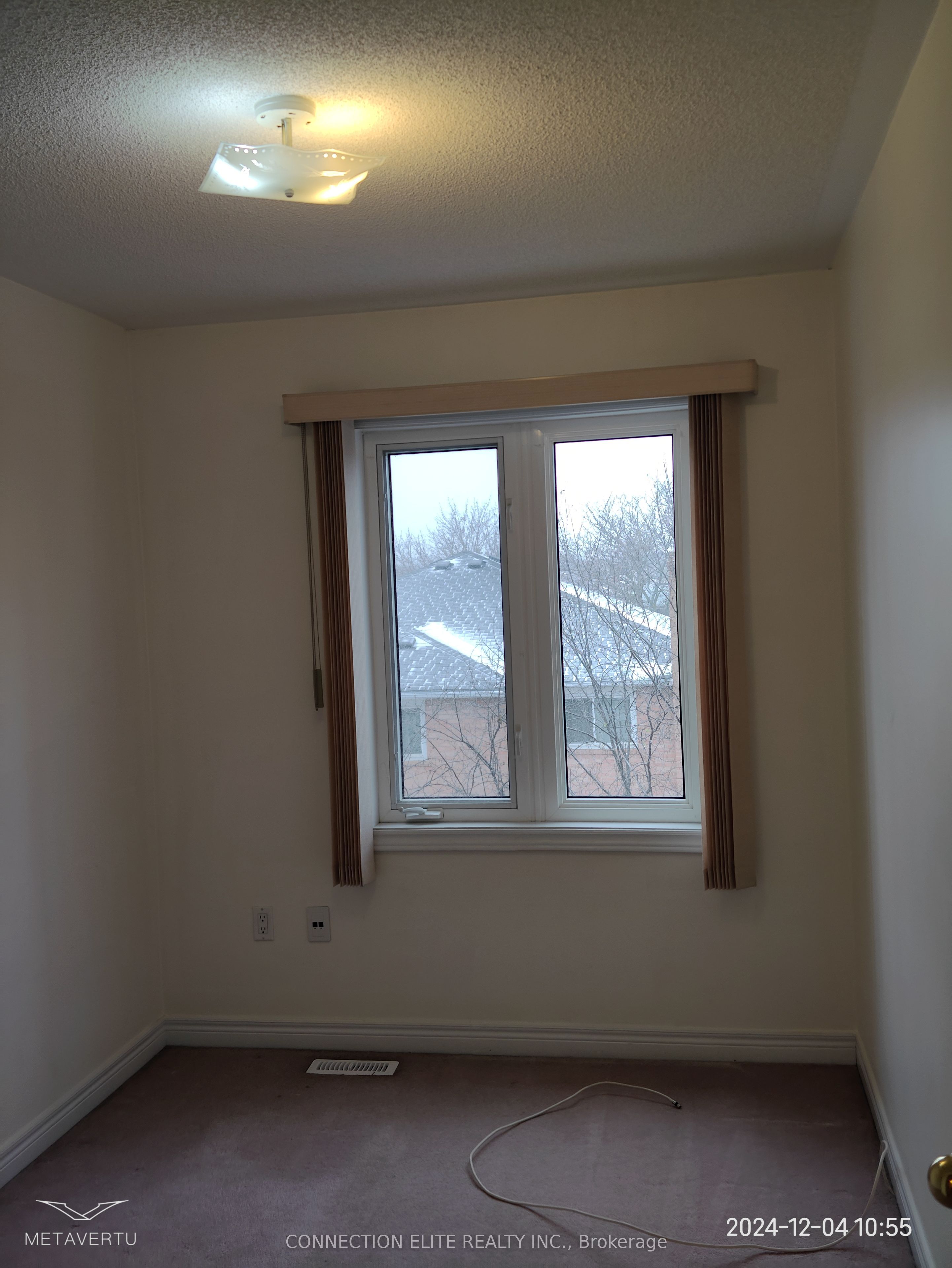 9133 Bayview Avenue, #37