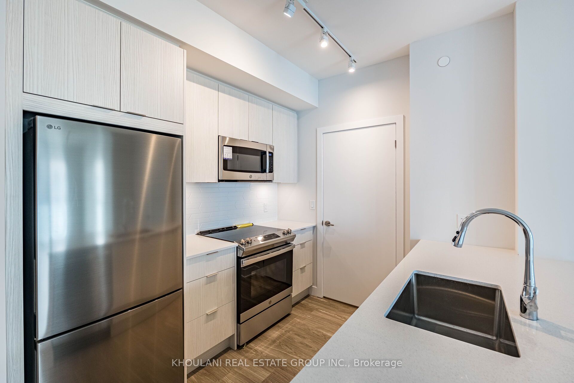 430 Square One Drive, #3501