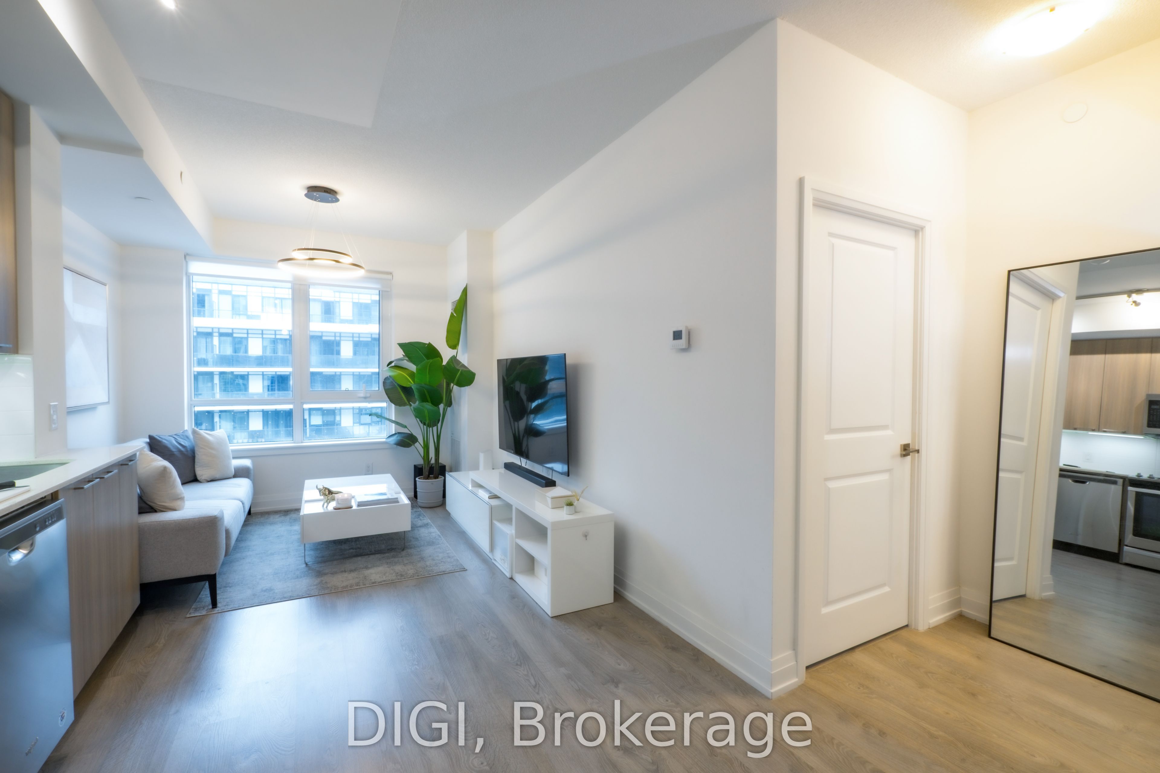 591 Sheppard Avenue E, #636