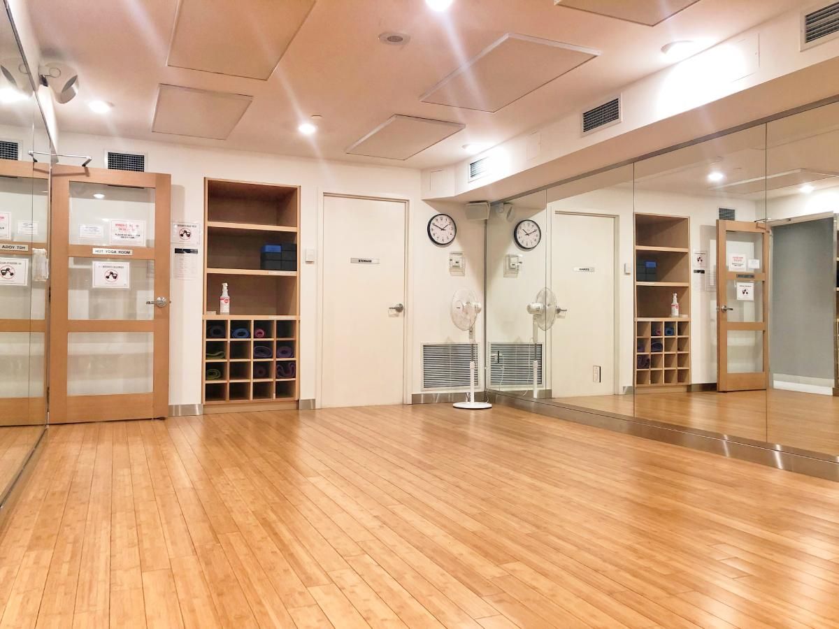 21 Iceboat Terrace 2909