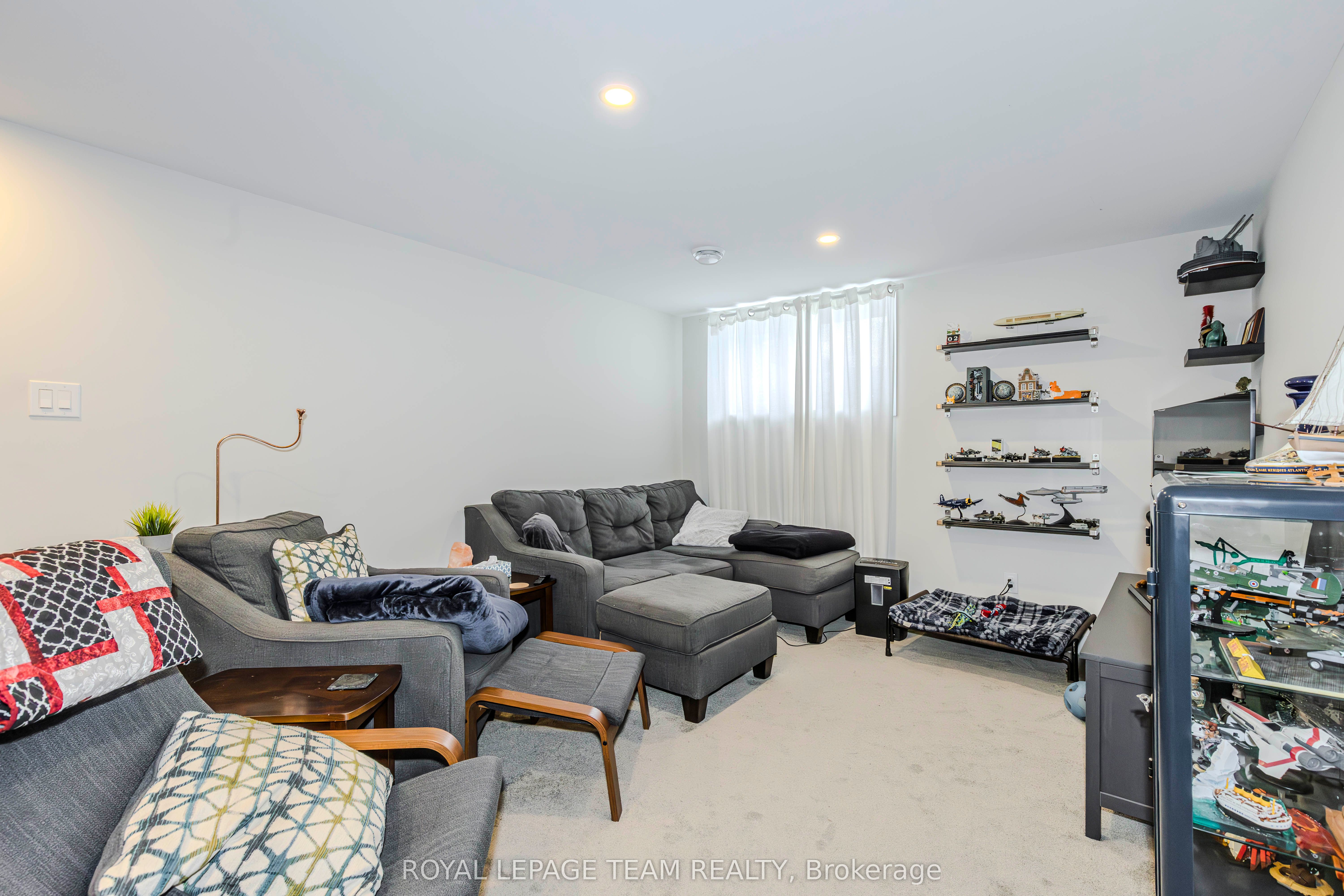 71 CANVASBACK Ridge, Blossom Park - Airport and Area 2602 - Riverside South/Gloucester Glen