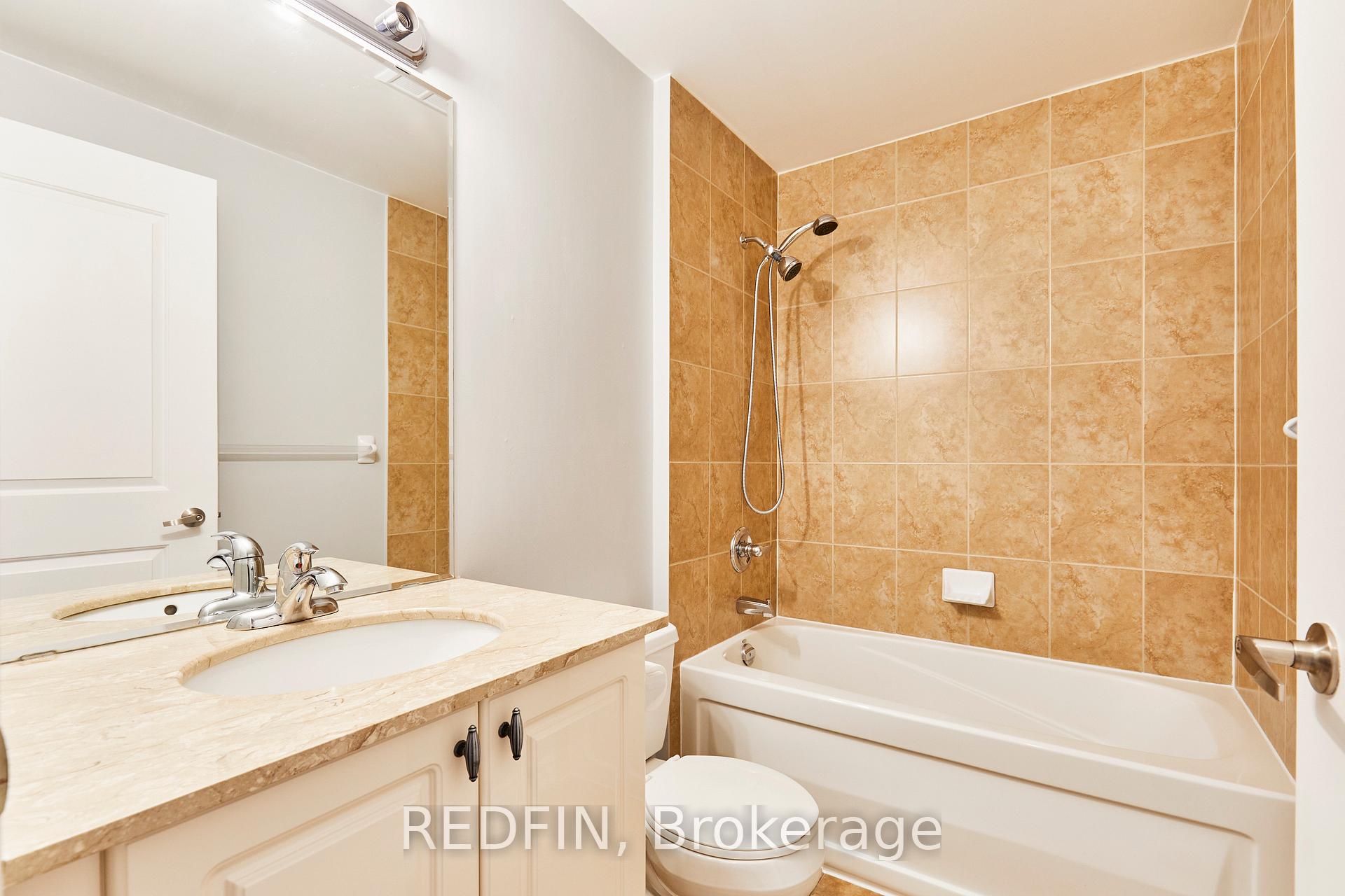 2 Bedrooms Condo at 9235 Jane, Vaughan For sale