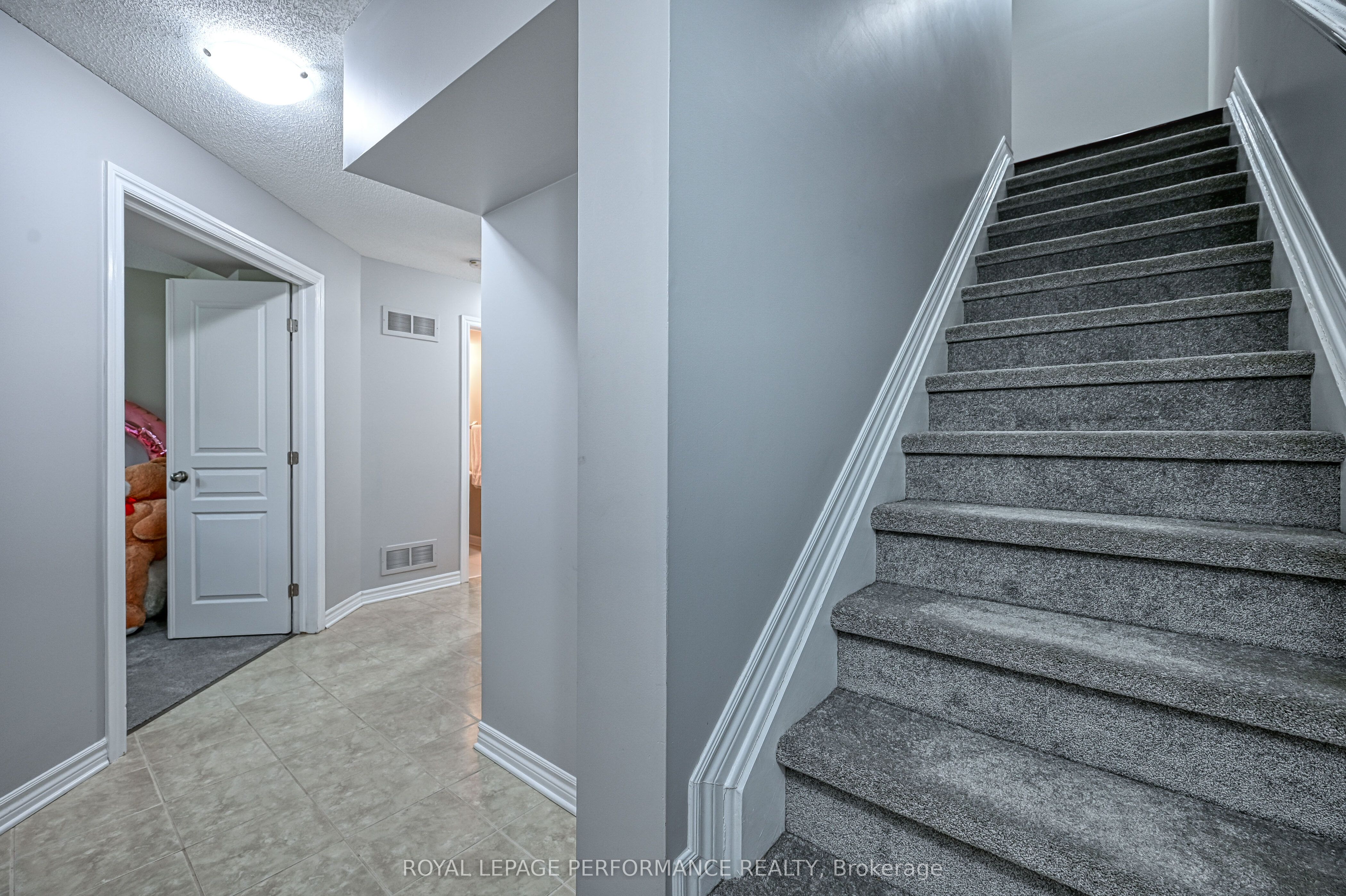 76 Stonehaven Drive, #A