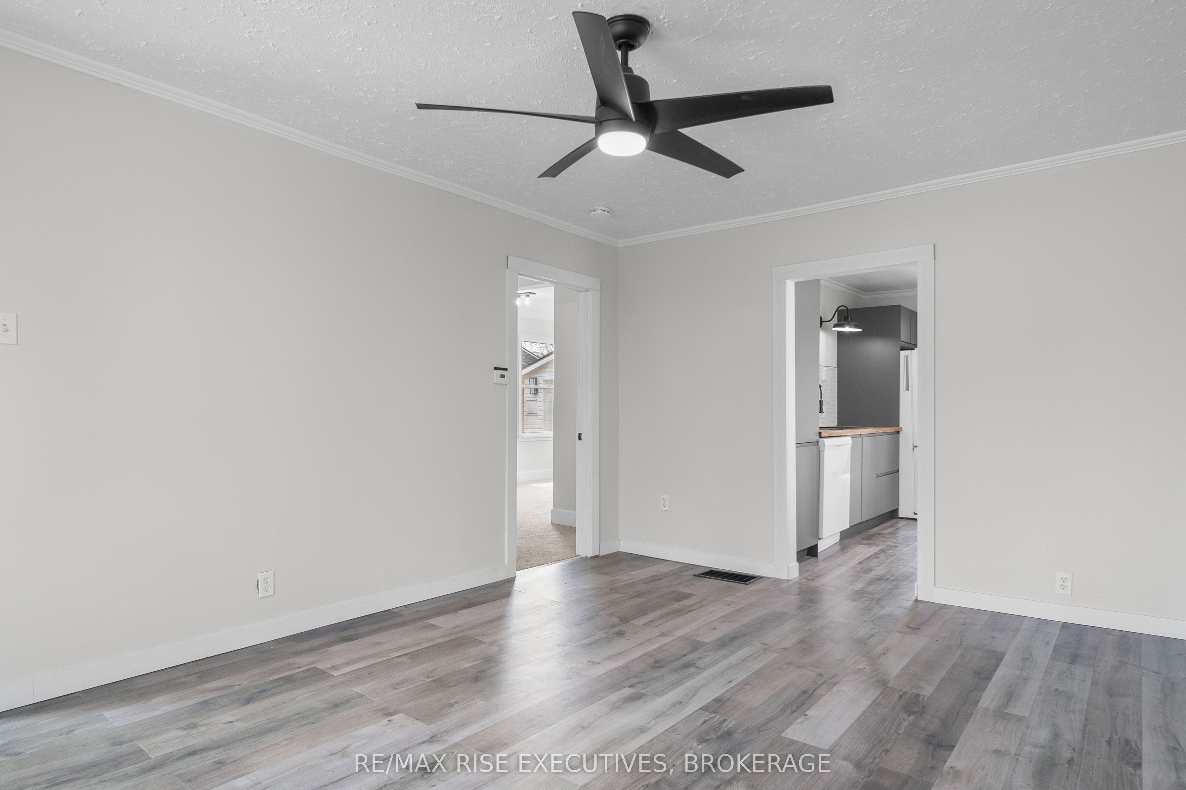 6 Arthur Street, Kingston, ON K7K 2L4
