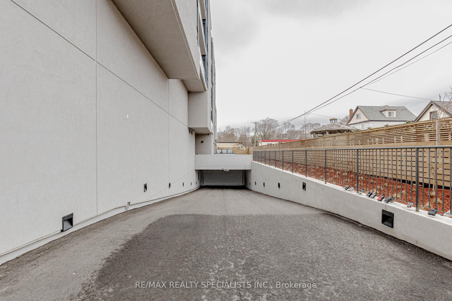 1 Bedroom Condo at 415 Main,  Hamilton For sale