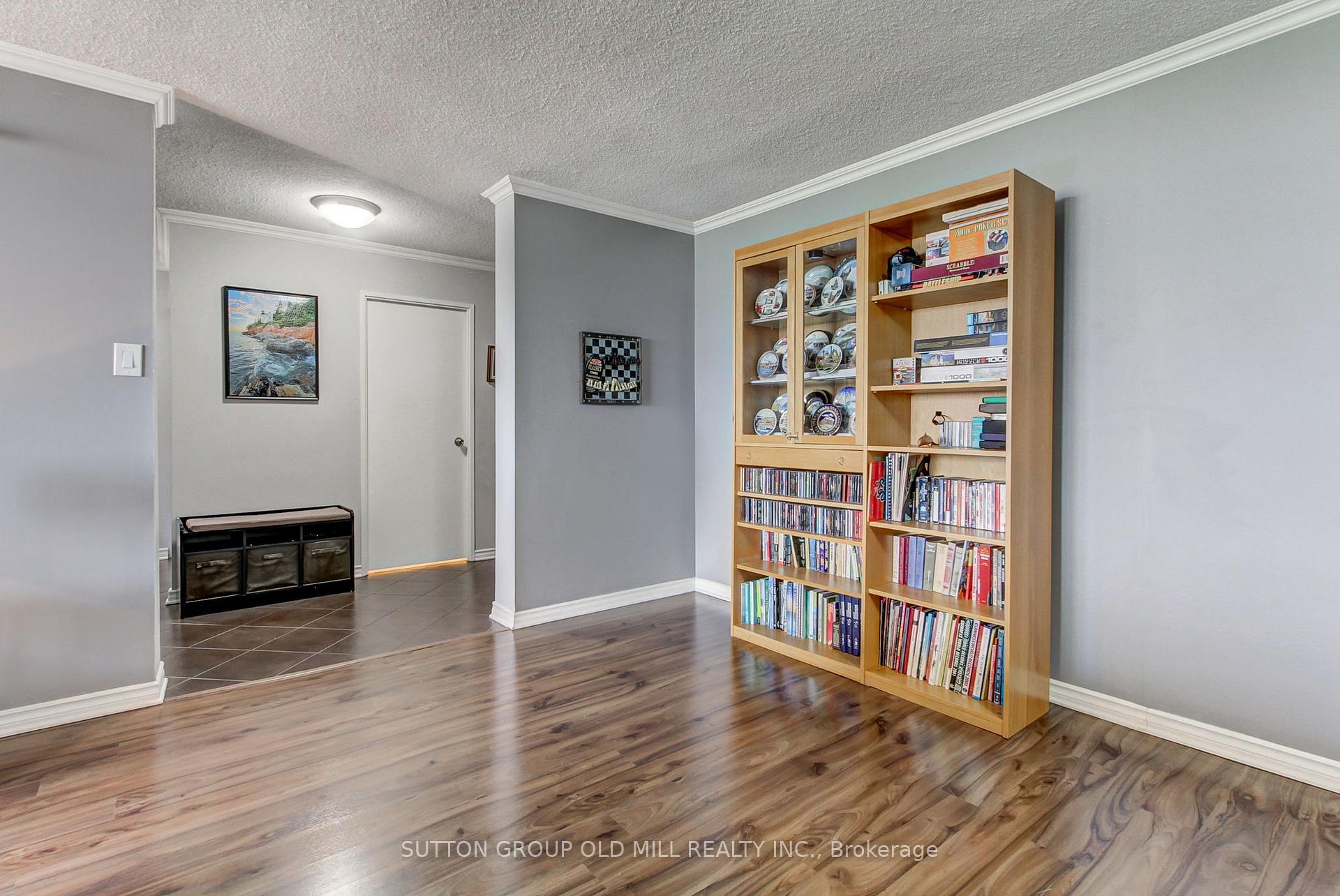 3 Bedrooms Condo at 133 Torresdale, Toronto For sale