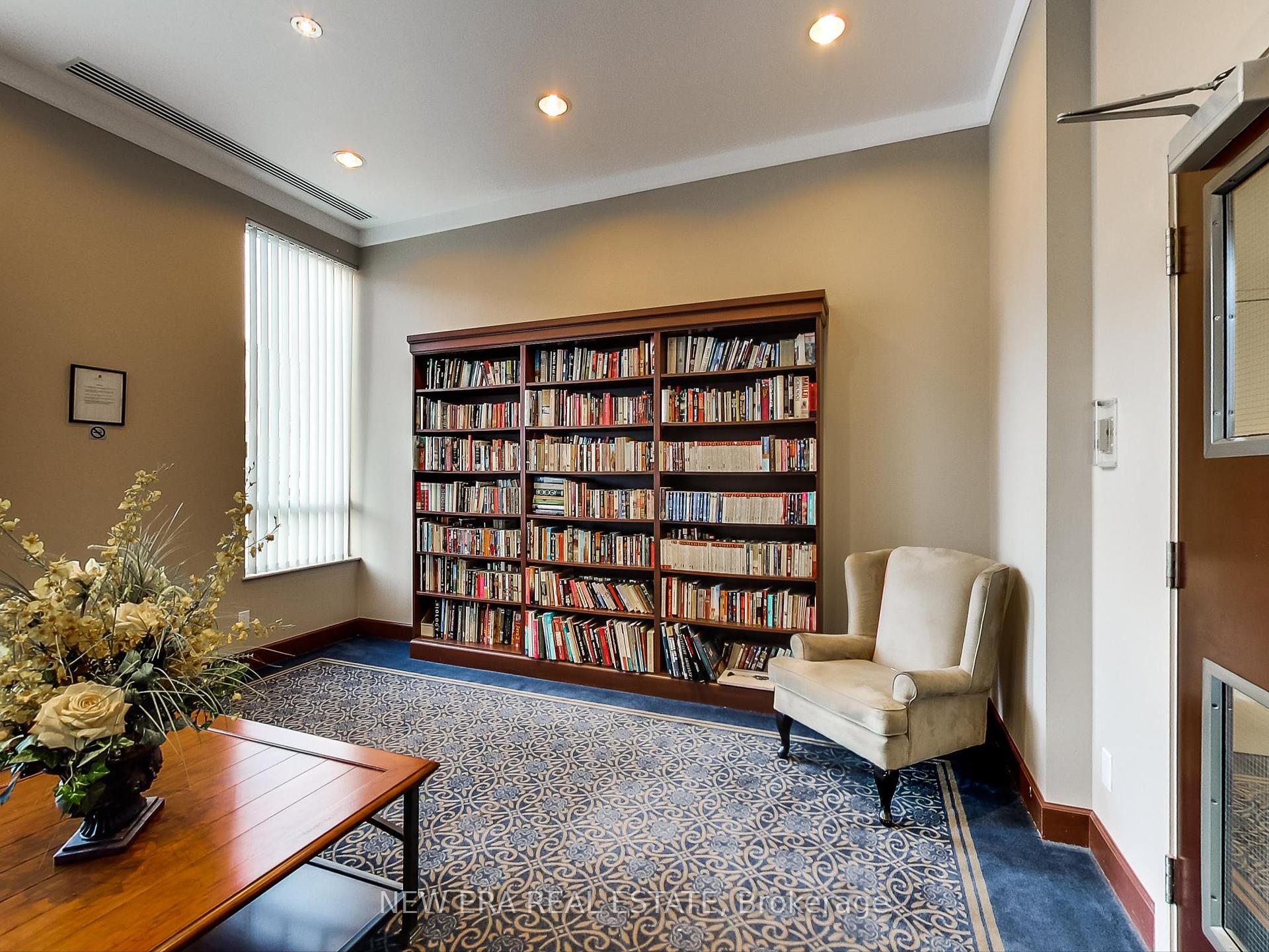 3 Bedrooms Condo at 1359 Rathburn, Mississauga For sale