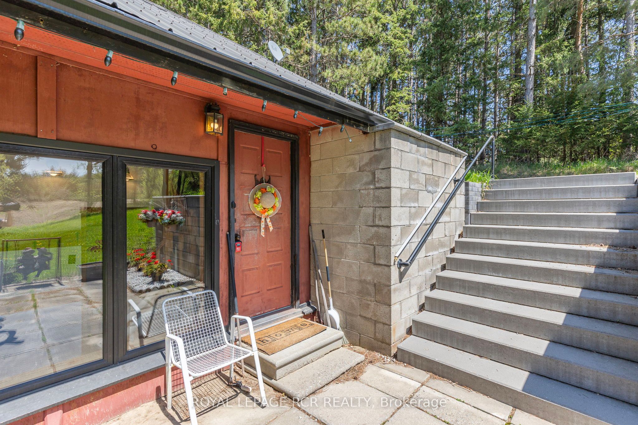 1092 Ballycroy Road, Adjala-Tosorontio, ON L0N 1P0