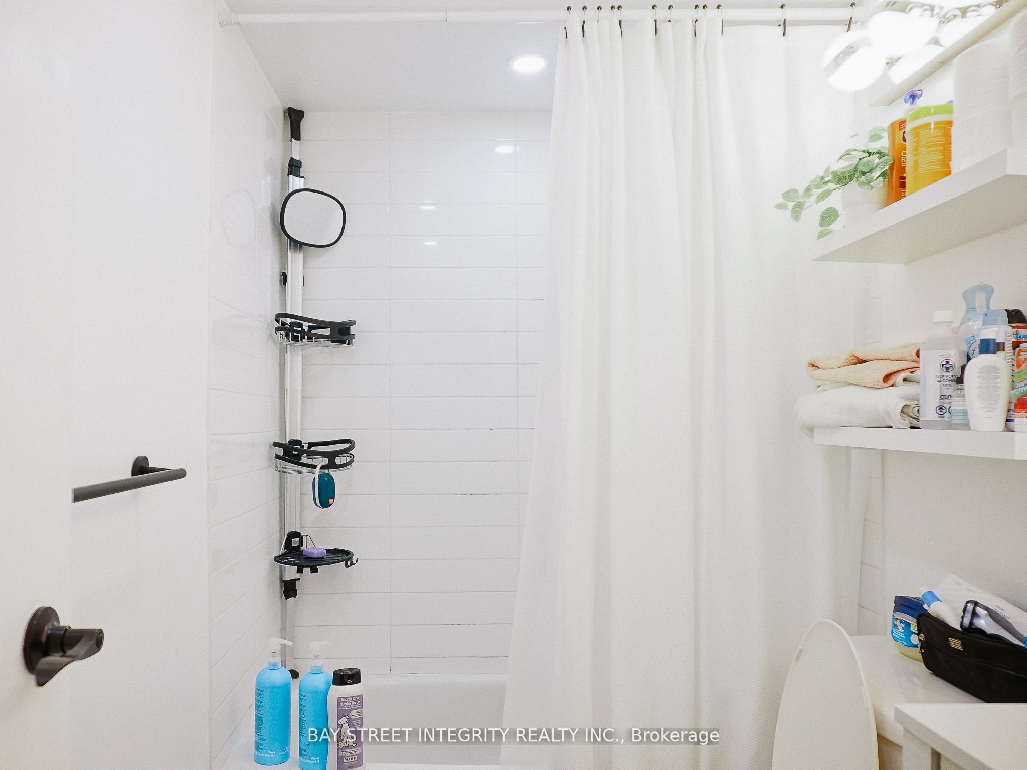 33 Harbour Square, #3013