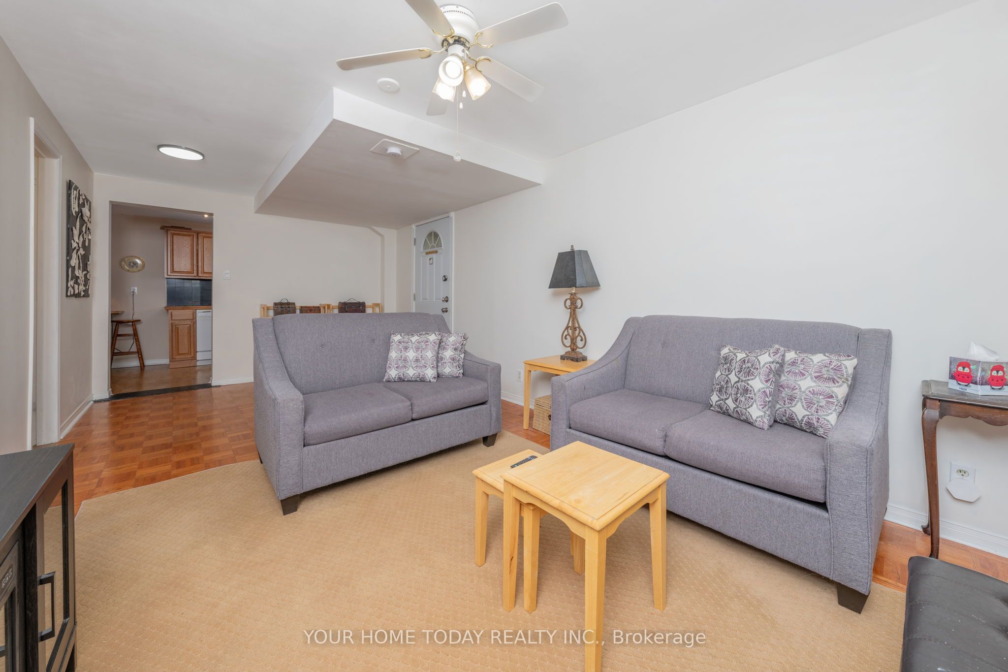 47 Irwin Crescent