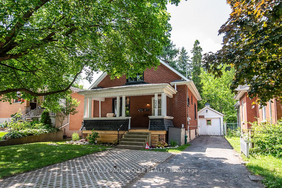 336 Waterloo