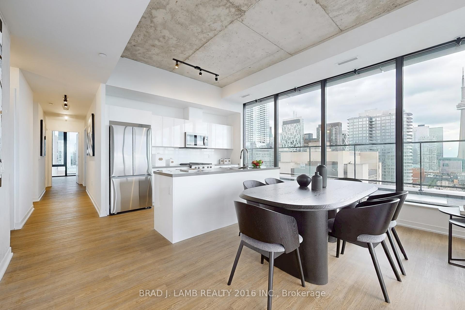 3 Bedrooms Condo at 195 McCaul, Toronto For sale