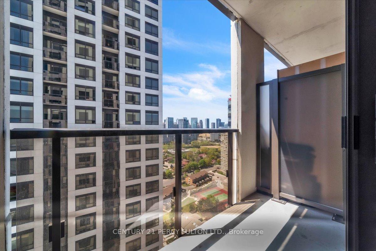 1 Bedroom Condo at 30 Elm, Mississauga For sale