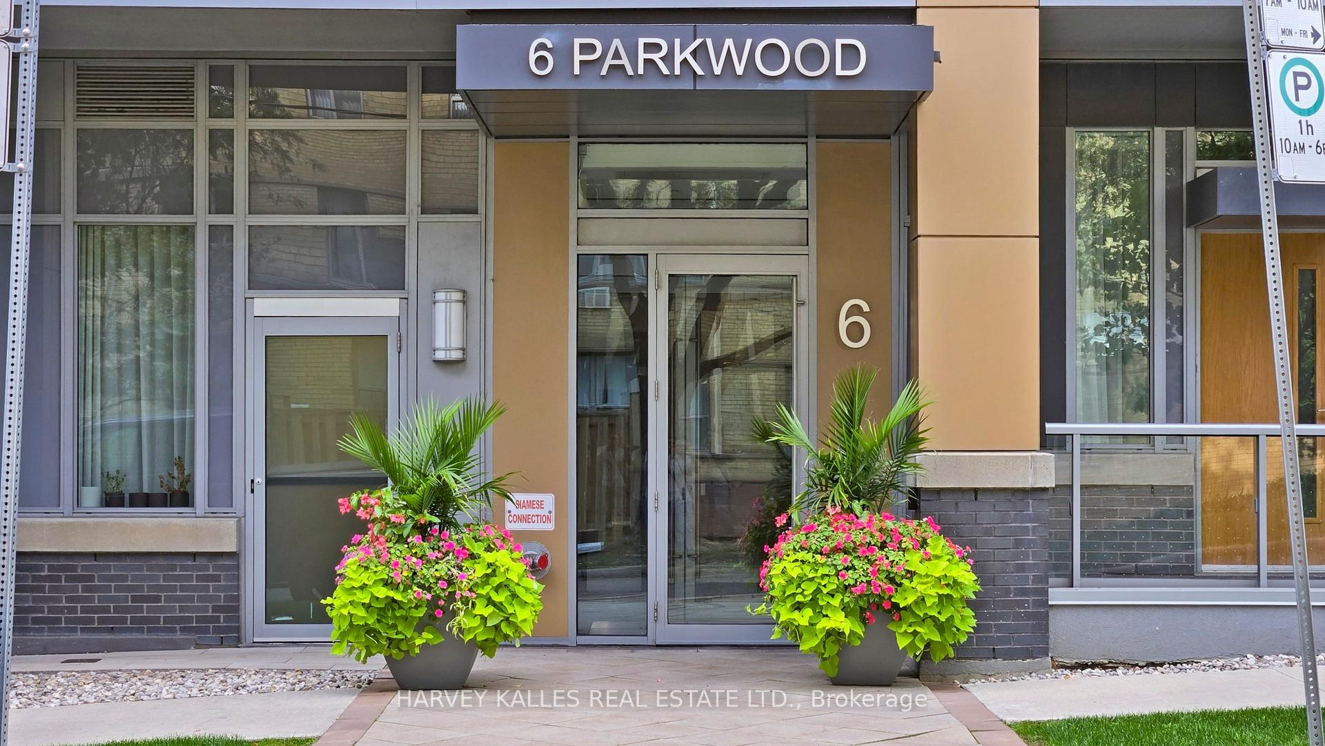2 Bedrooms Condo at 6 Parkwood, Toronto For sale