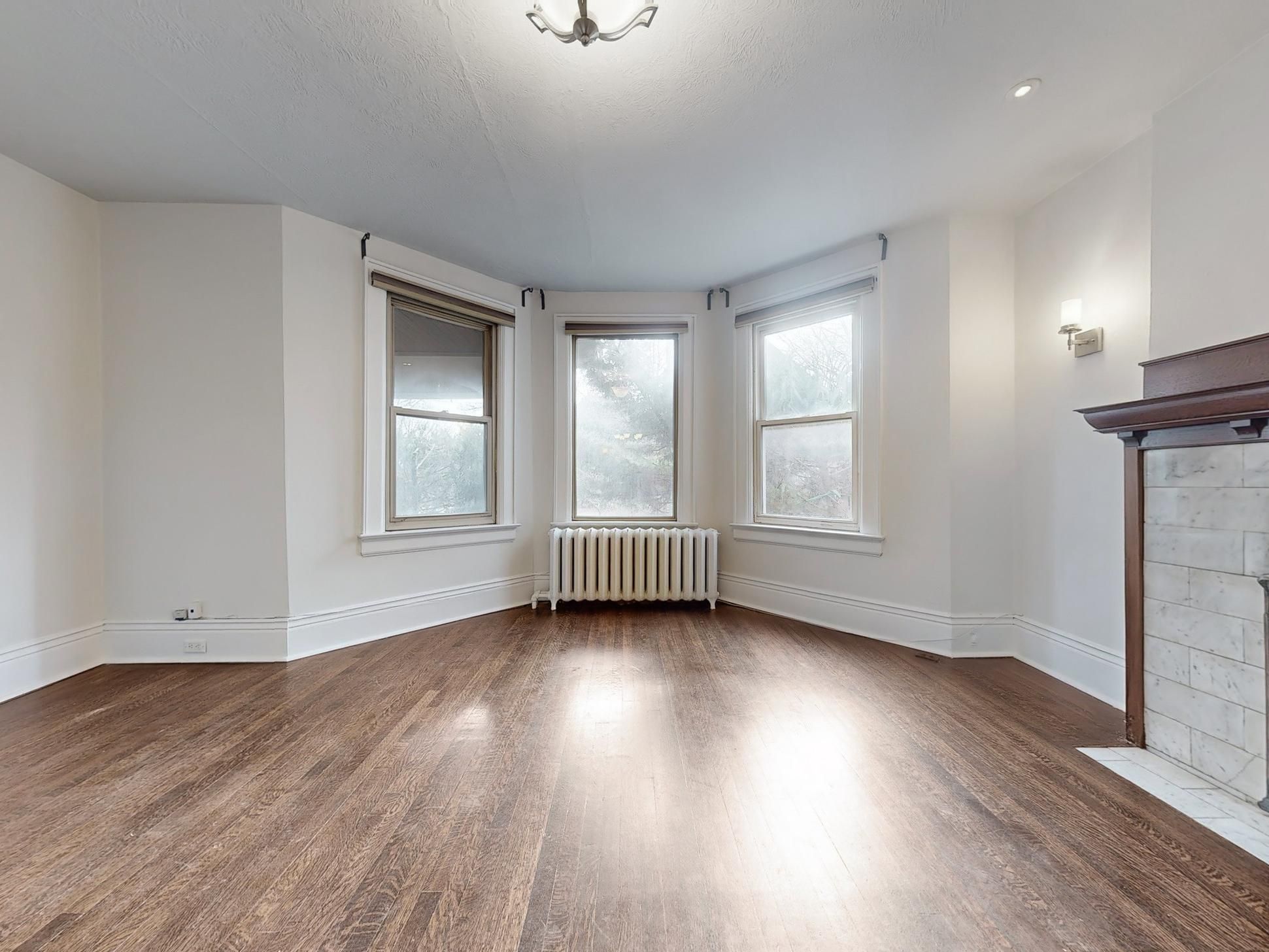 196 Glen Road S 1
