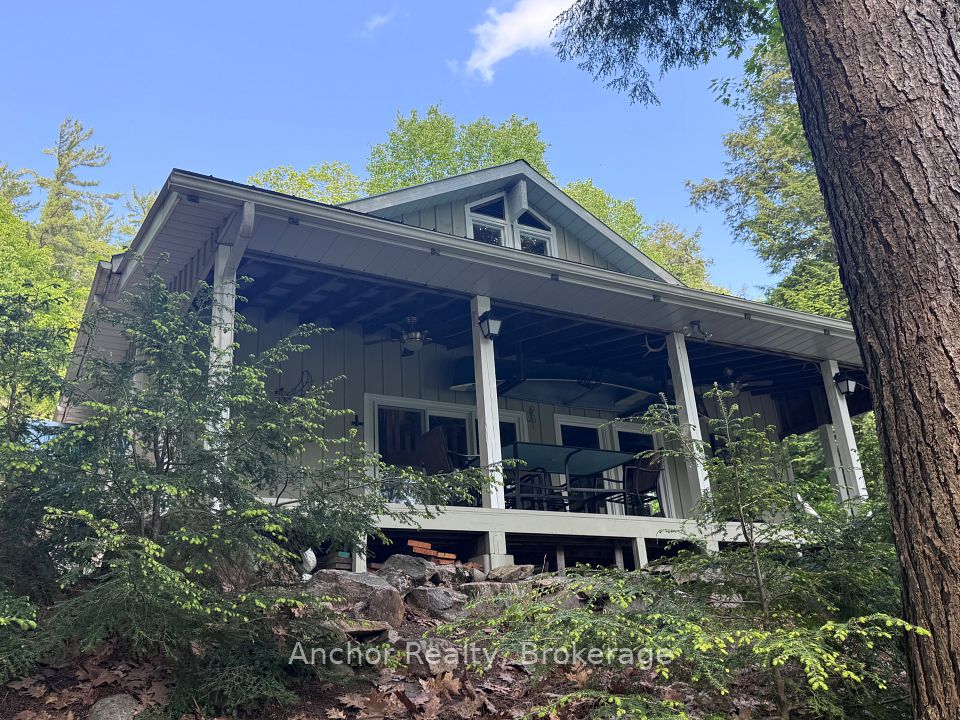 10469 Little Hawk Lake