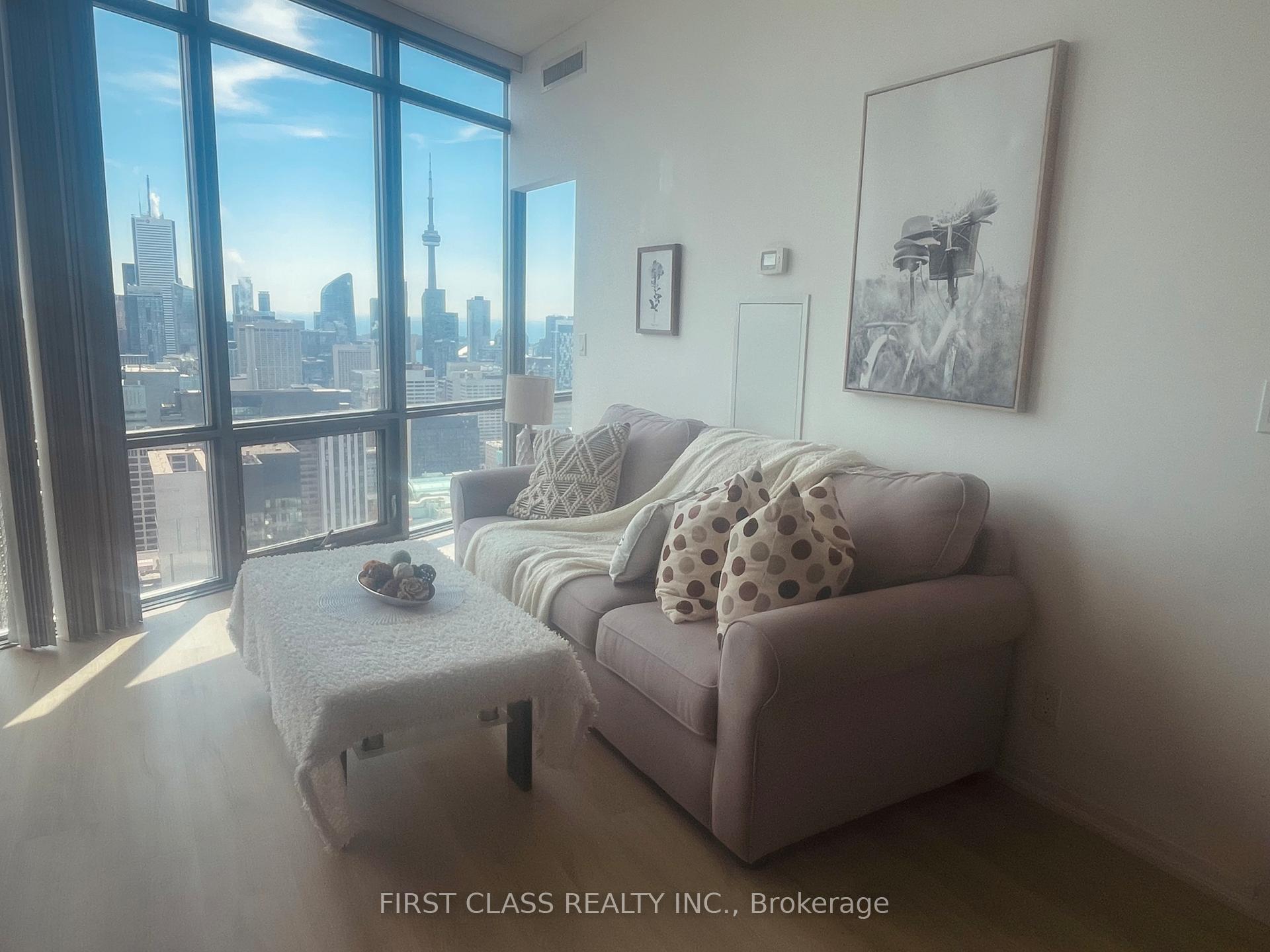 1 Bedroom Condo at 832 Bay,  Toronto For sale