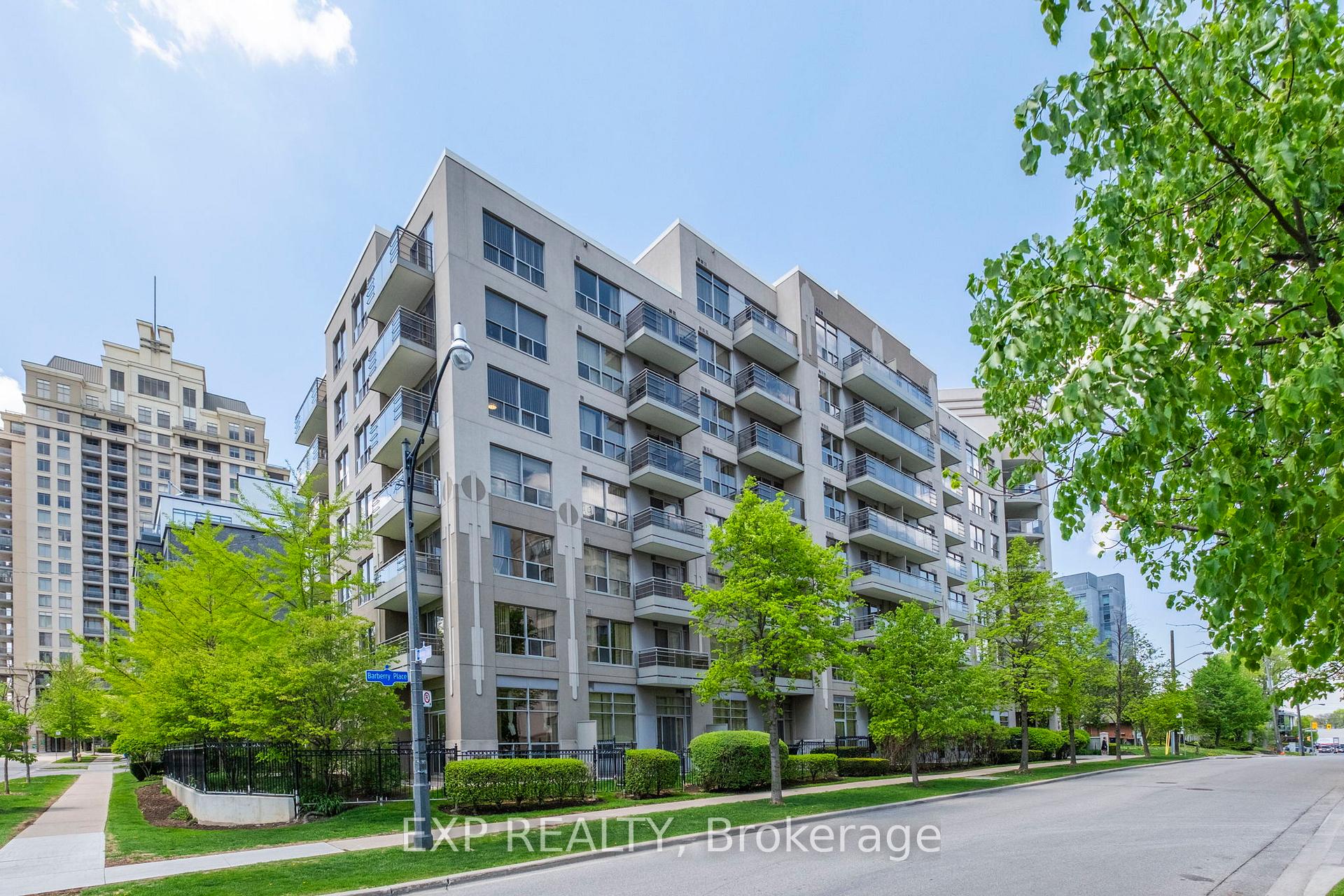 2 Bedrooms Condo at 19 Barberry, Toronto For sale