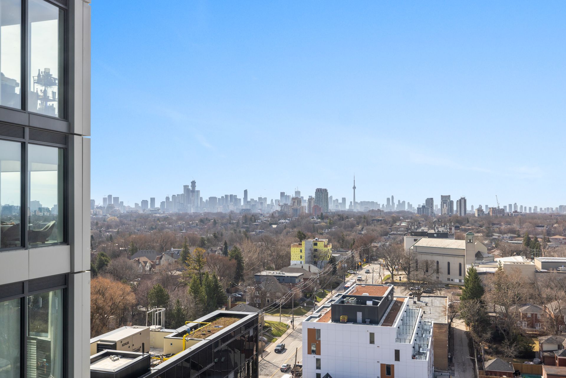 2020 Bathurst Street 1602