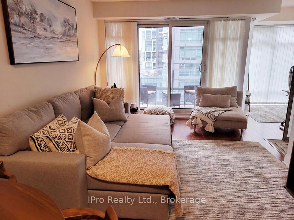 2191 Yonge