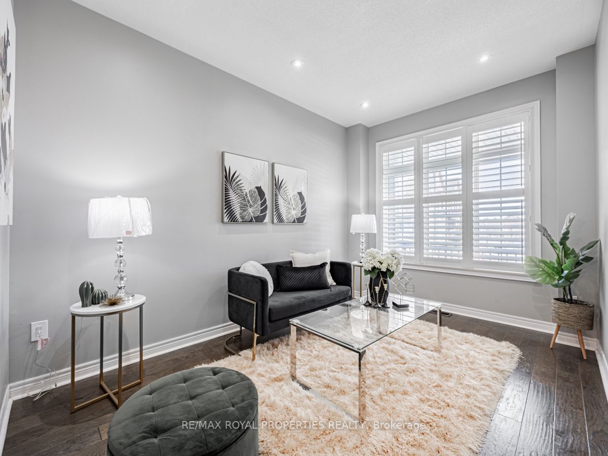 24 Bignell Crescent