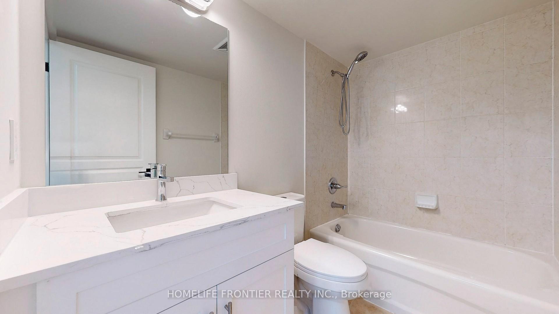 2 Bedrooms Condo at 7 North Park, Vaughan For sale