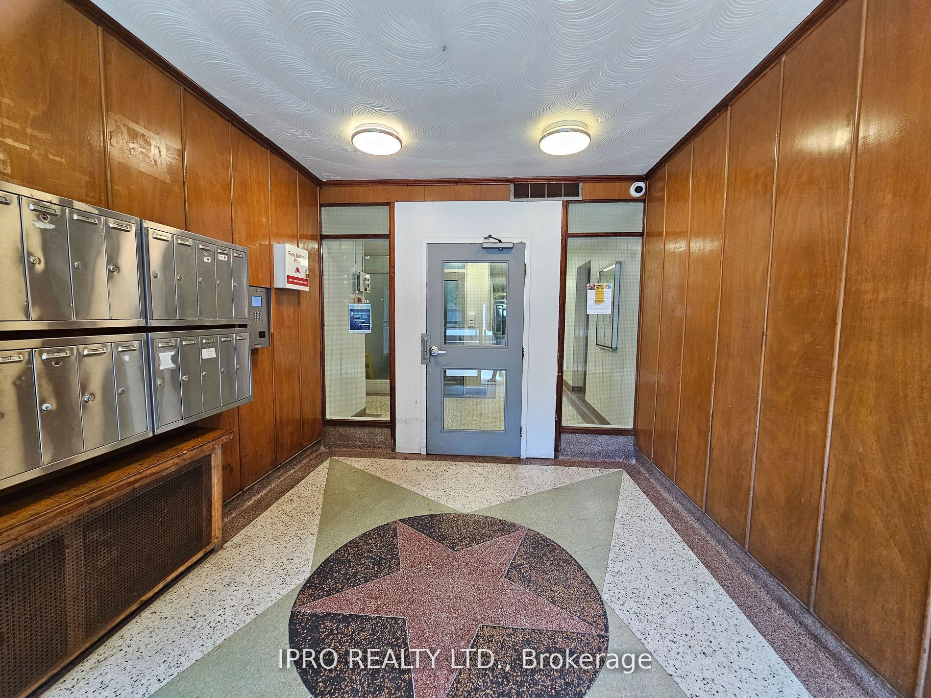 20 Cosburn Avenue, #101