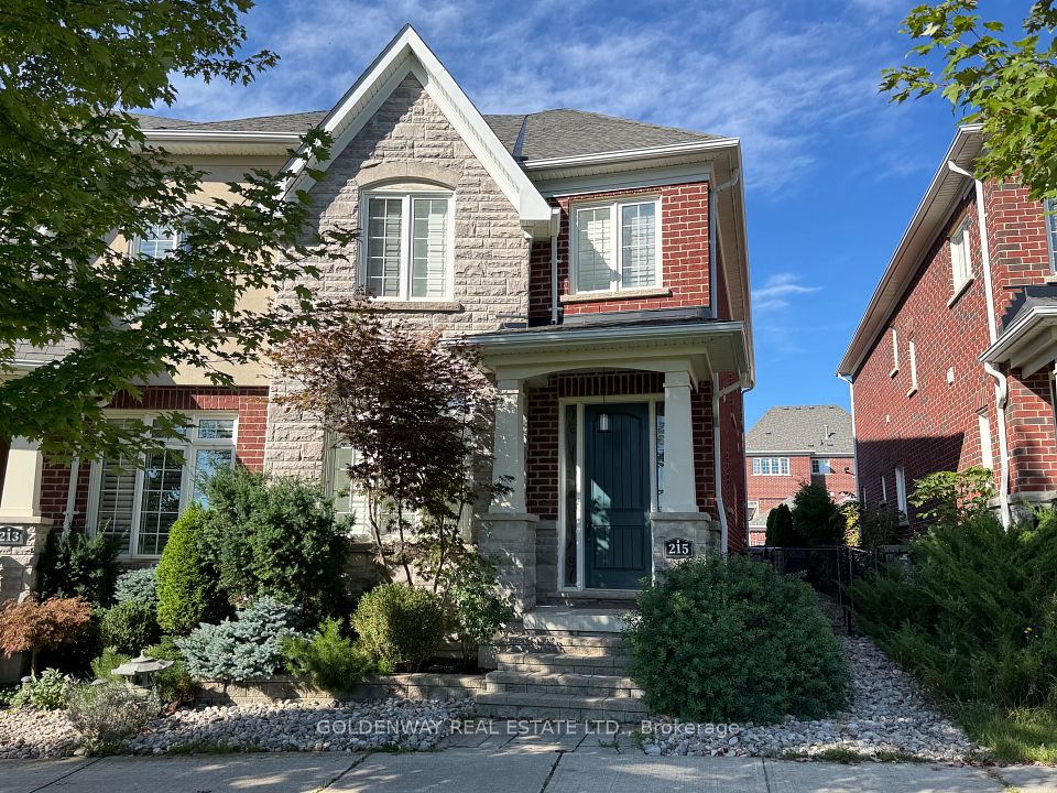 215 Angus Glen