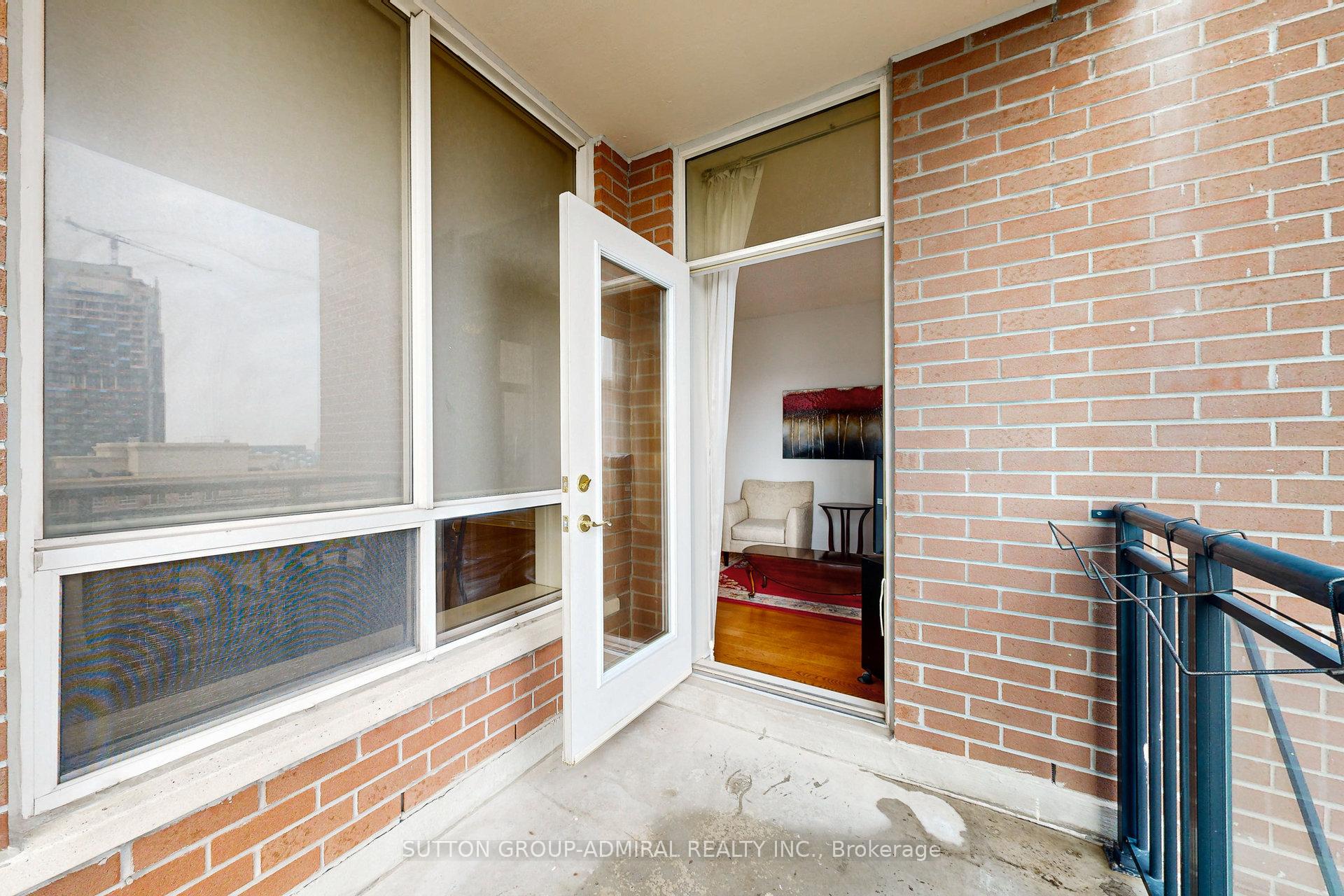 2 Bedrooms Condo at 1101 Leslie, Toronto For sale