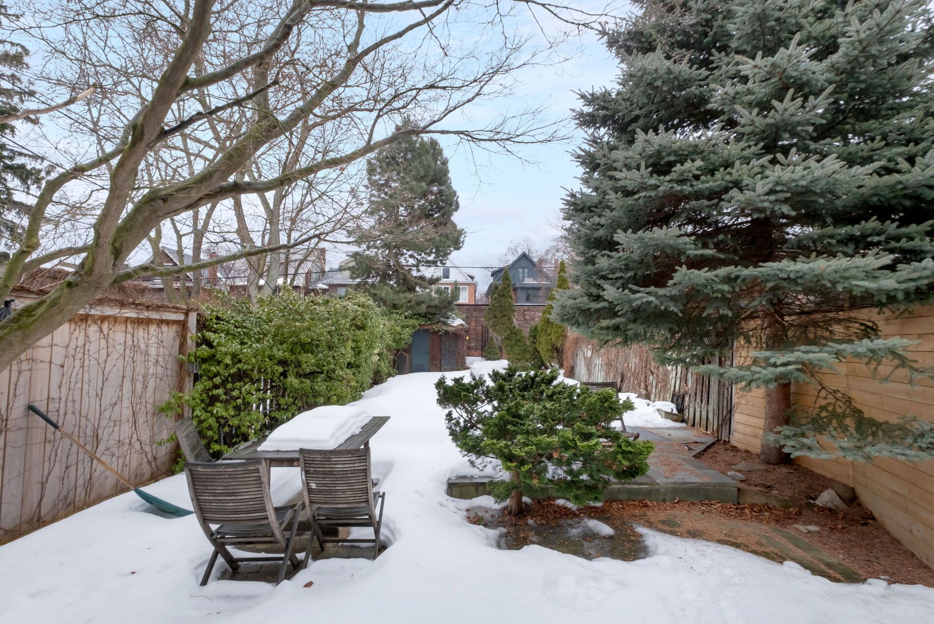 296 Glen Road