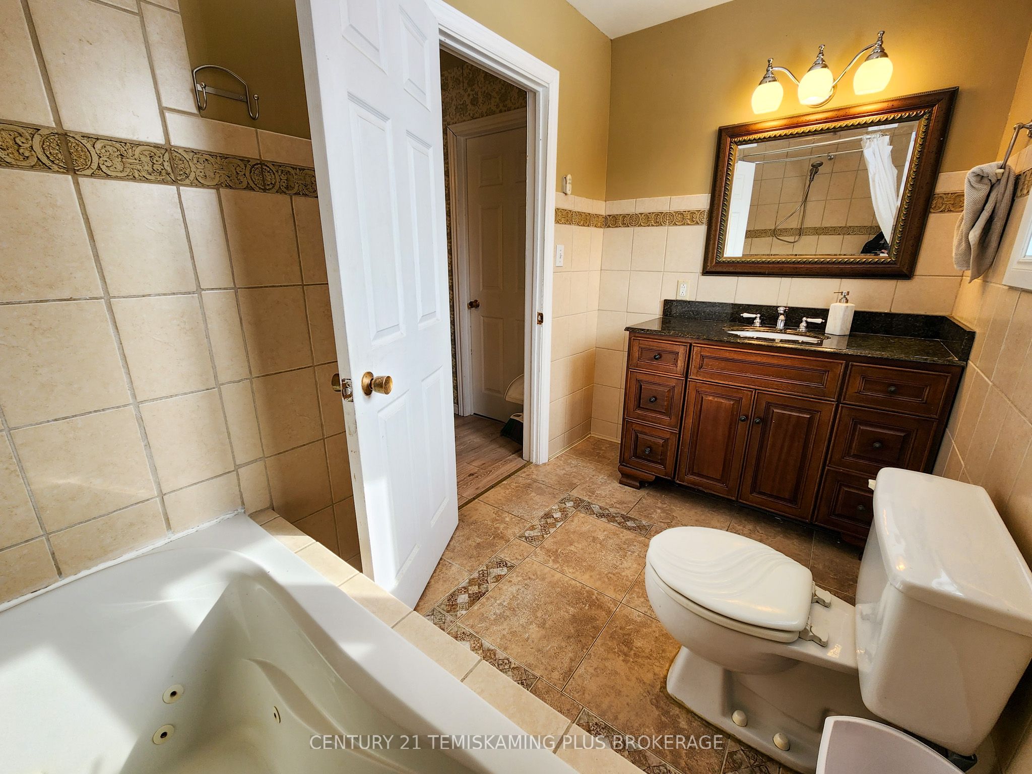 234038 Dairy Lane, Evanturel