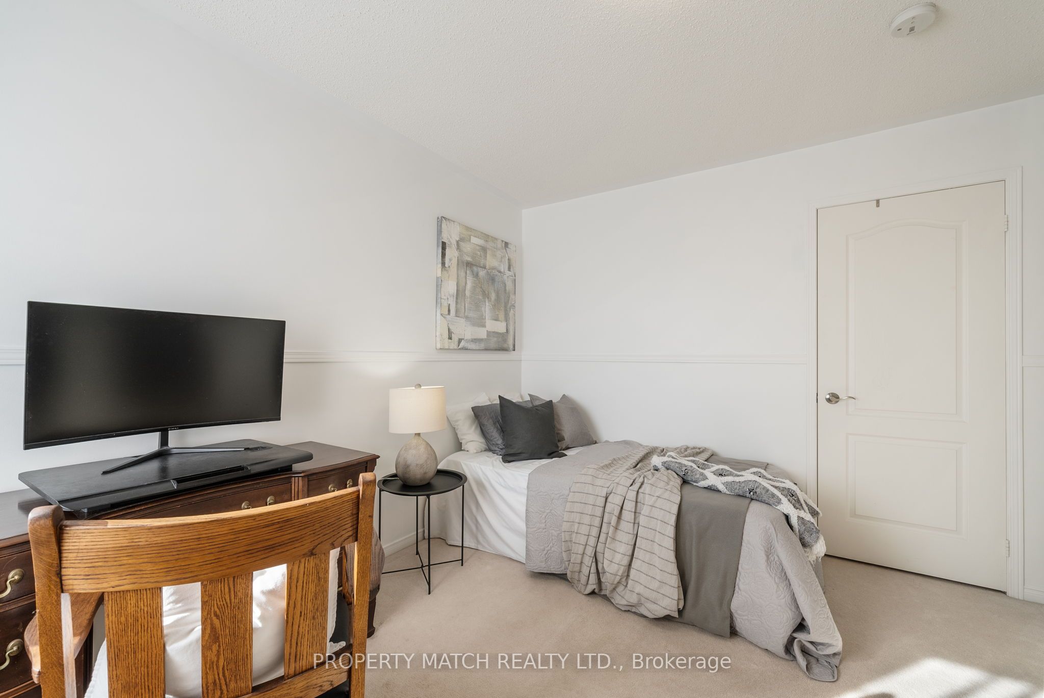 3122 Country Lane