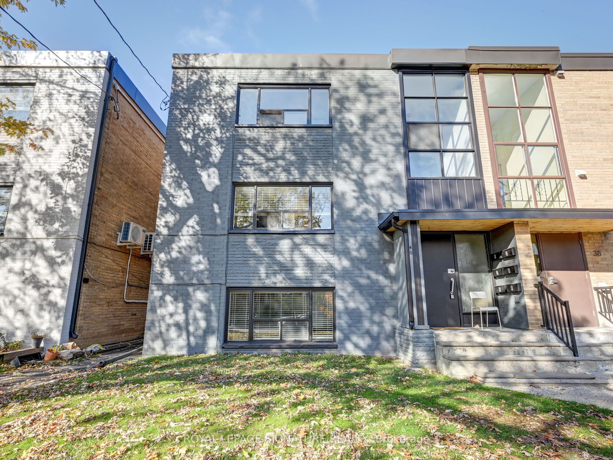 40 Cavell Avenue, Toronto W06 Mimico