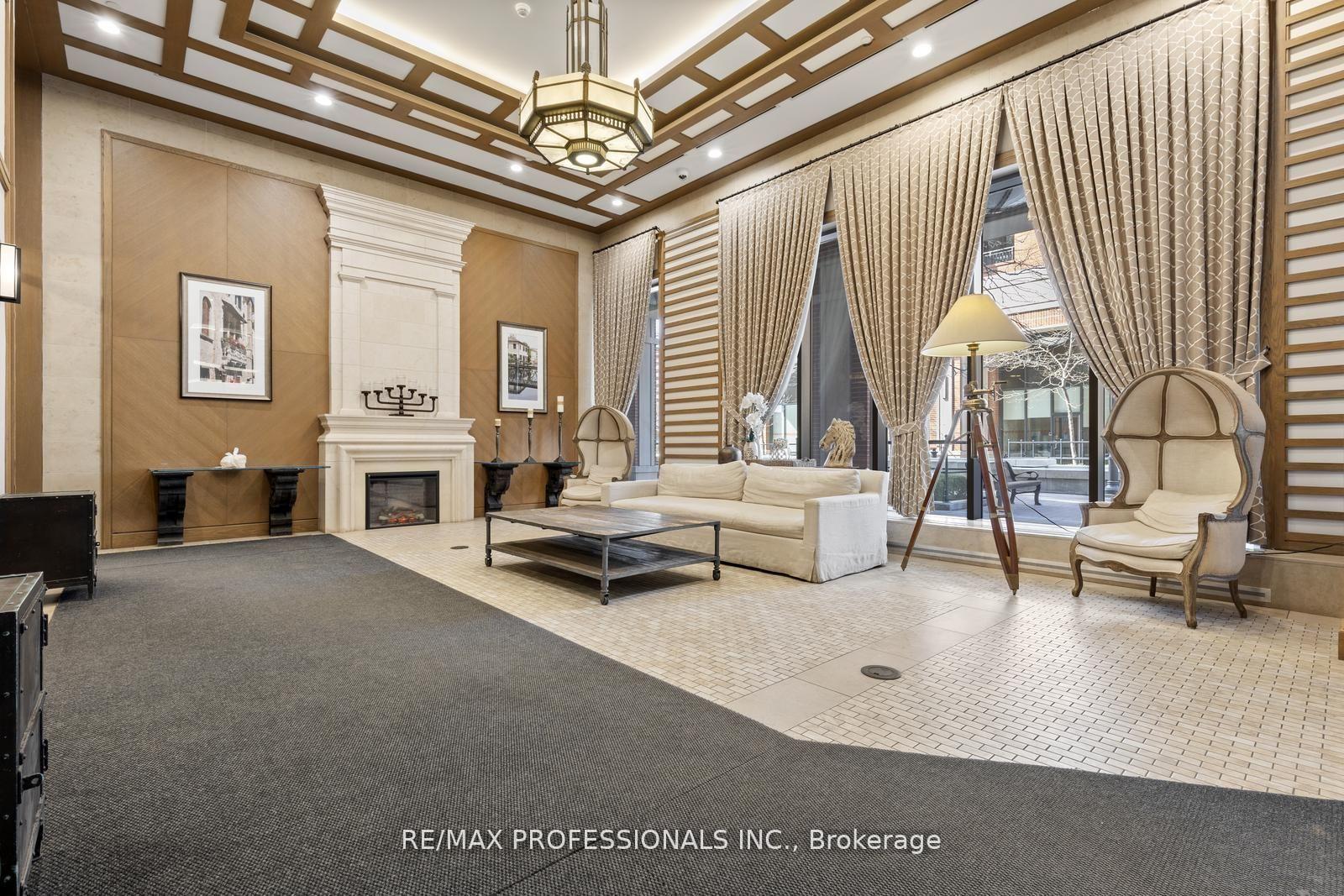 2 Bedrooms Condo at 800 Lawrence,  Toronto For sale