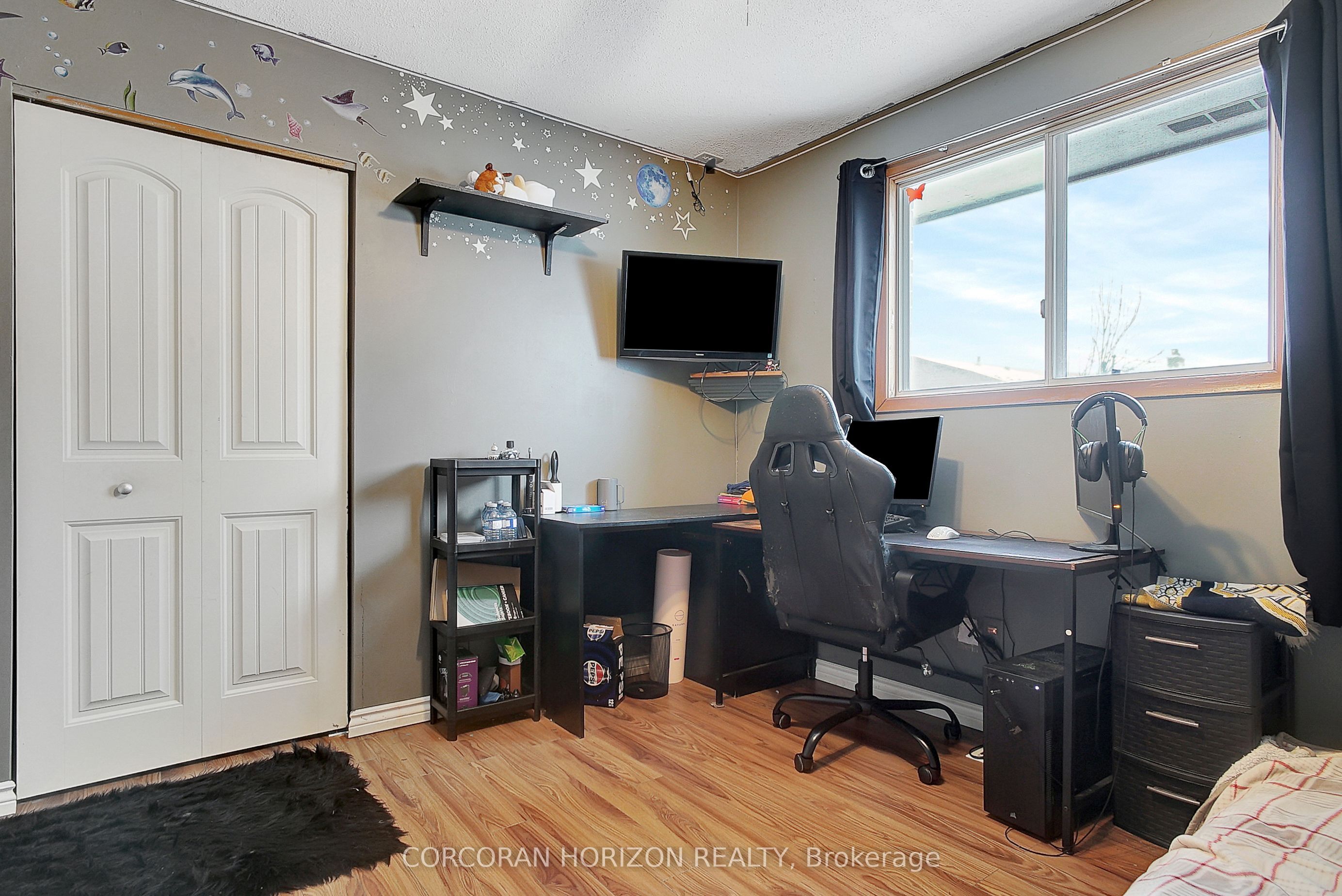 320 Country Hill Drive