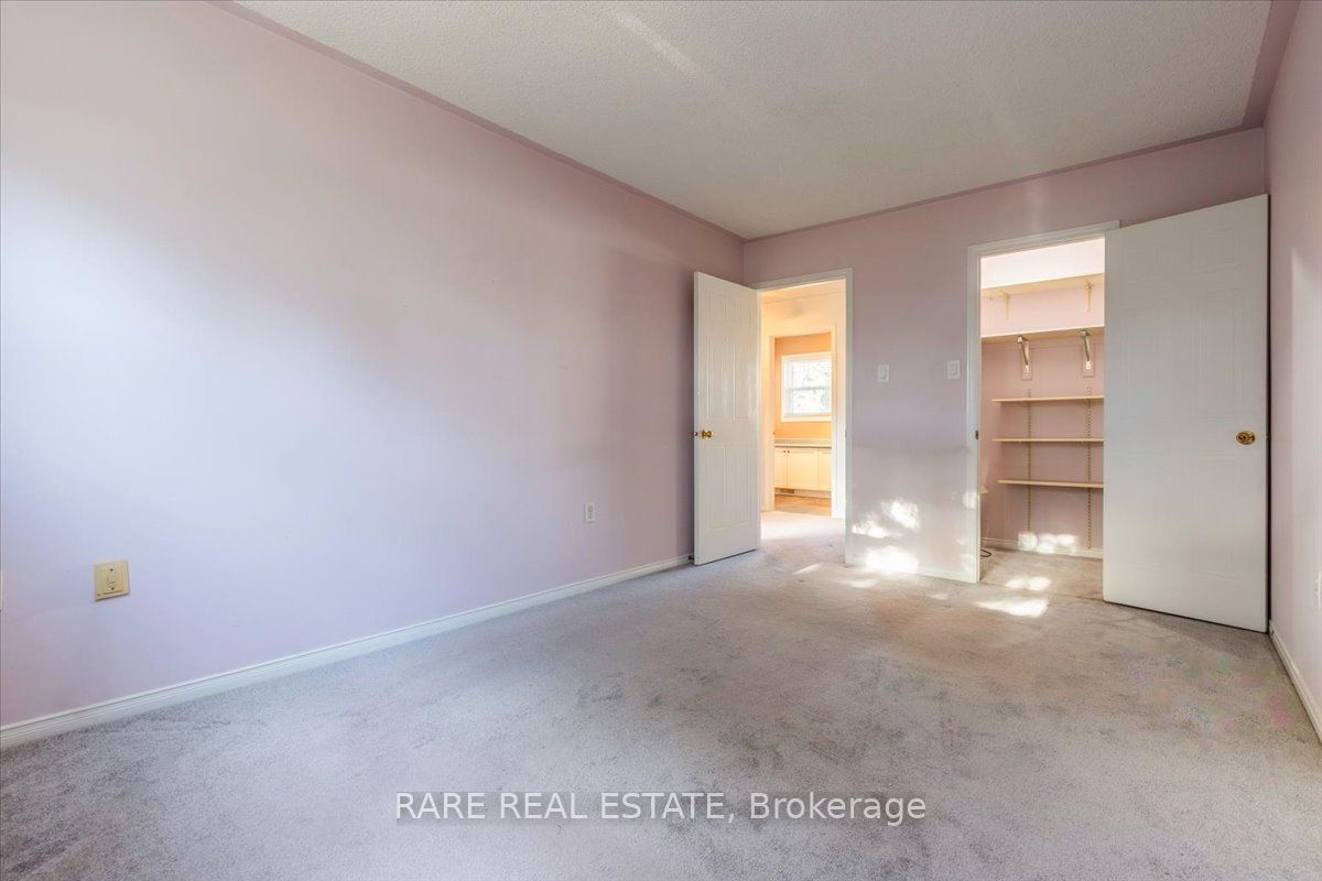 120 D'ambrosio Drive, #28