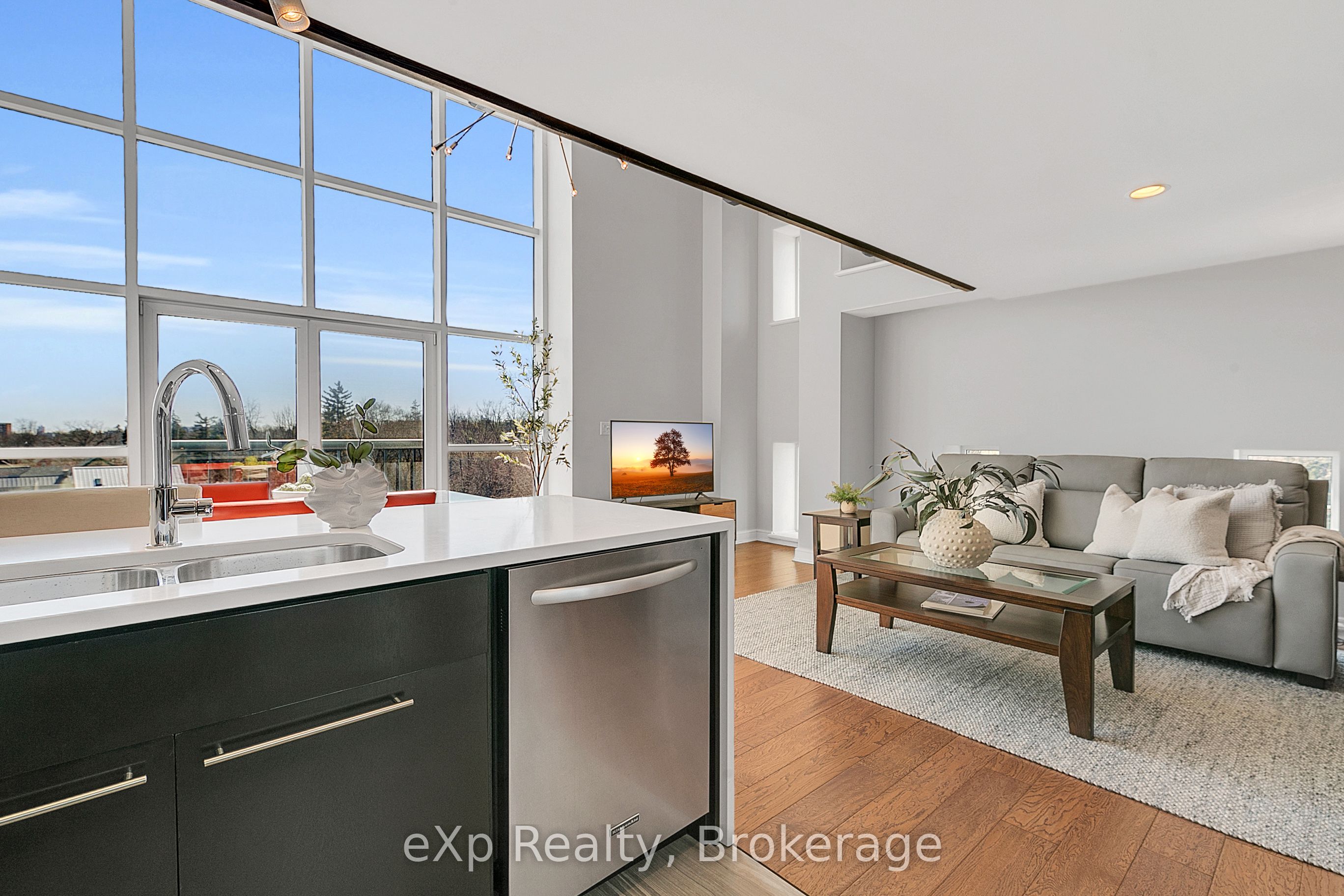 5 Father David Bauer Drive, #402