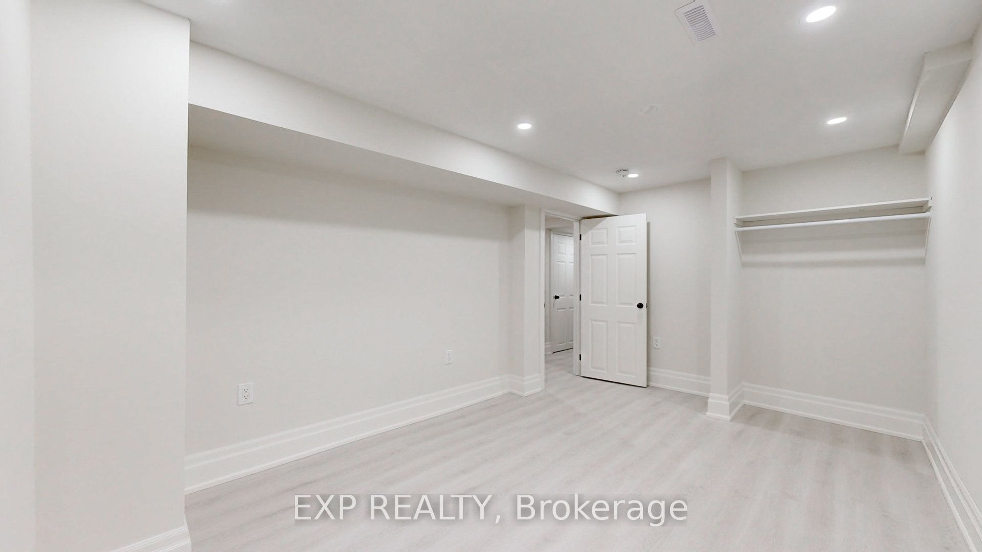 2315 Bromsgrove Road, #90