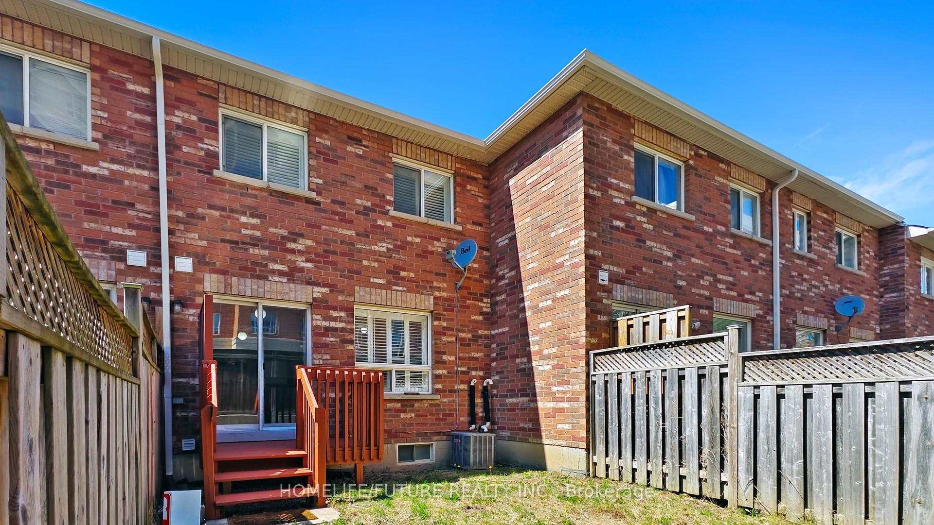 3 Bedrooms Condo at 435 Middlefield, Toronto For sale