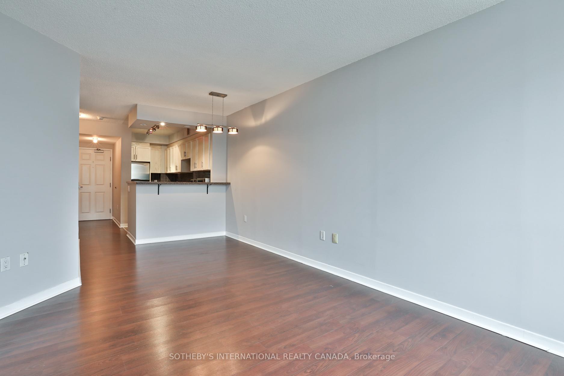 2 Bedrooms Condo at 284 Bloor, Toronto For sale