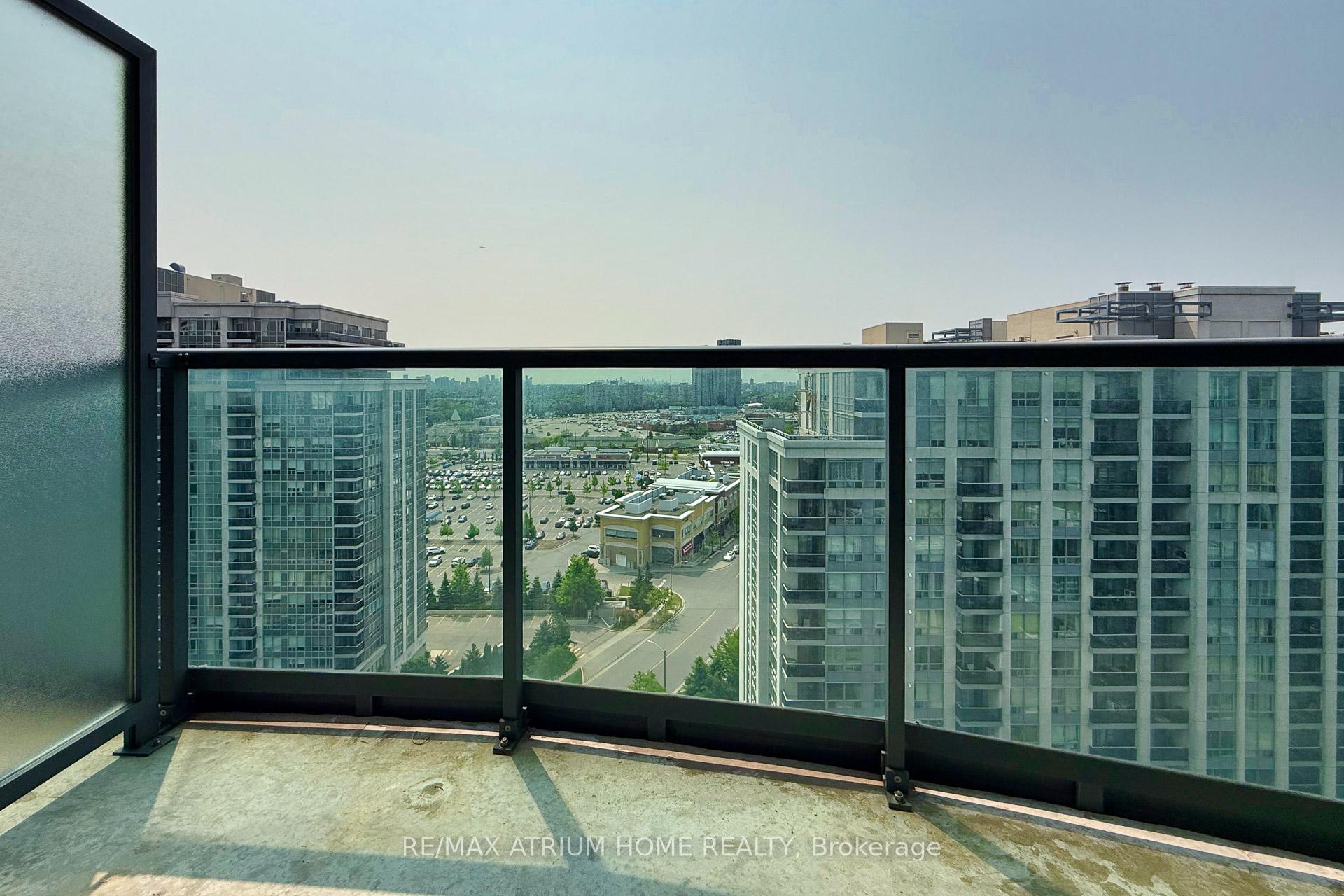 2 Bedrooms Condo at 20 North Park, Vaughan For sale