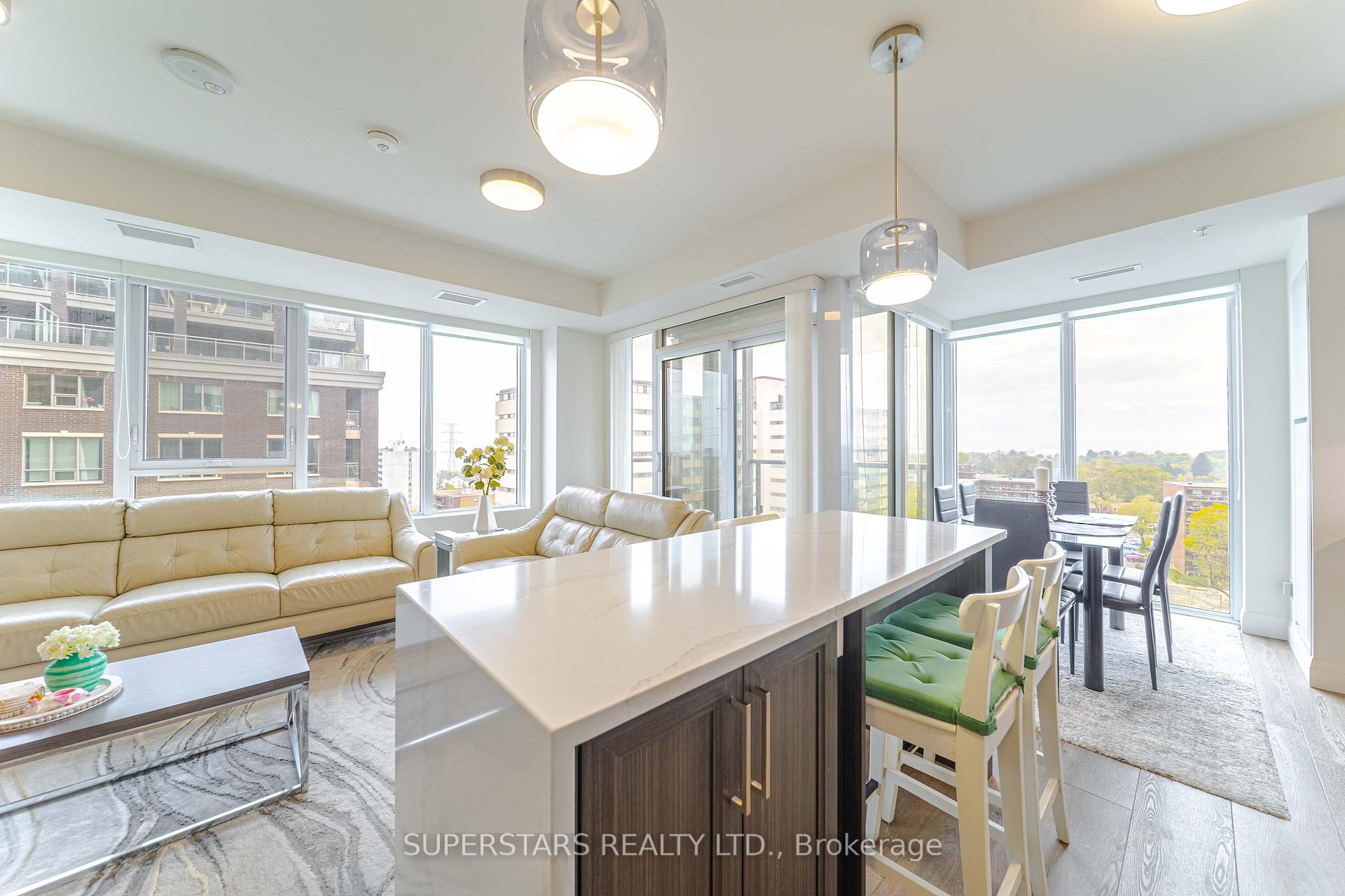 2 Bedrooms Condo at 500 Brock, Burlington For sale