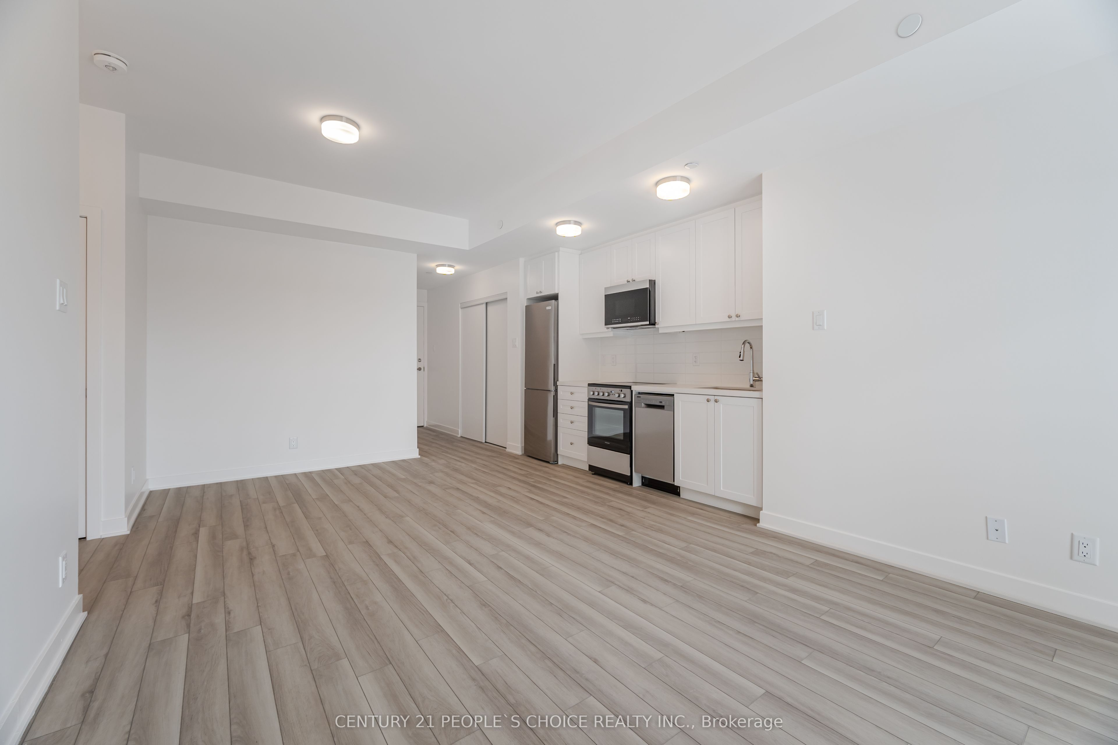 55 Clarington Boulevard, #601