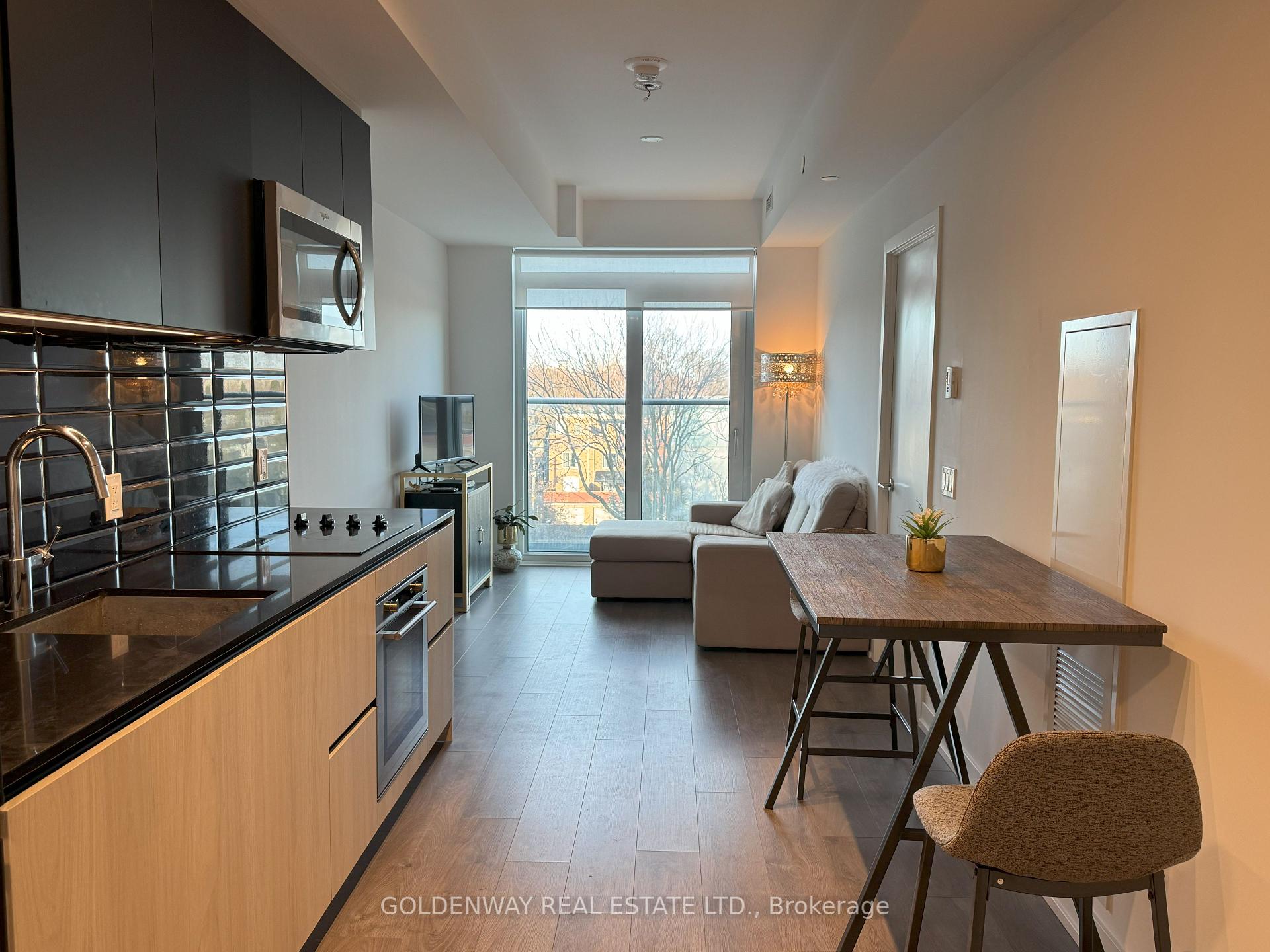 2 Bedrooms Condo at 150 Logan, Toronto For sale