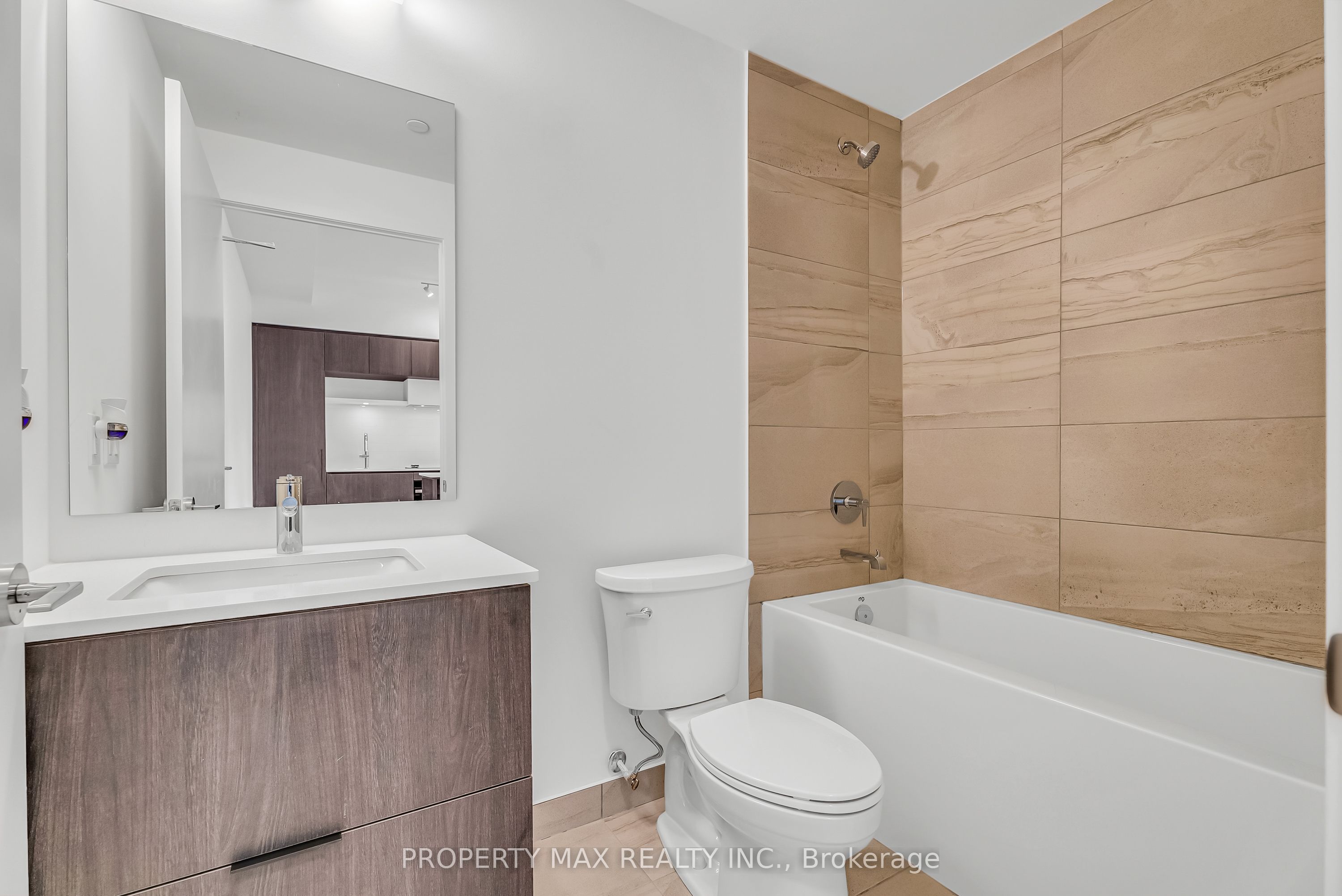 2 David Eyer Road, #1428