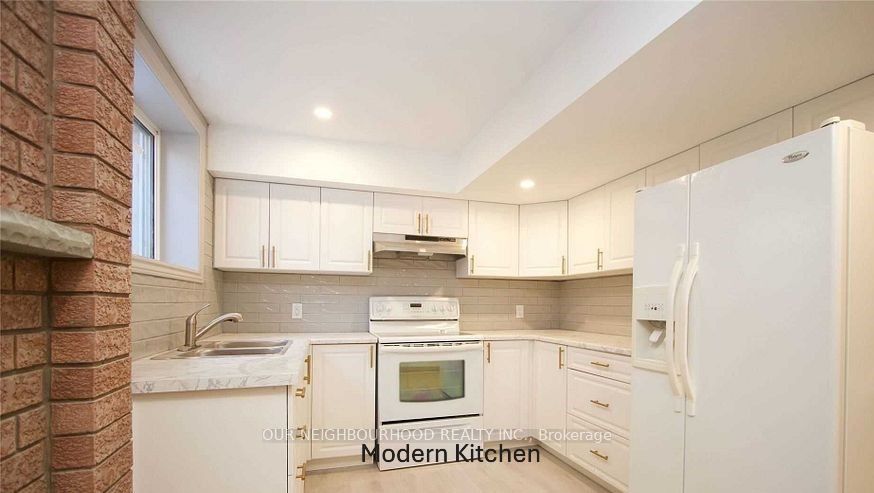 2302 Wildwood Crescent, Pickering, ON L1X 2R8