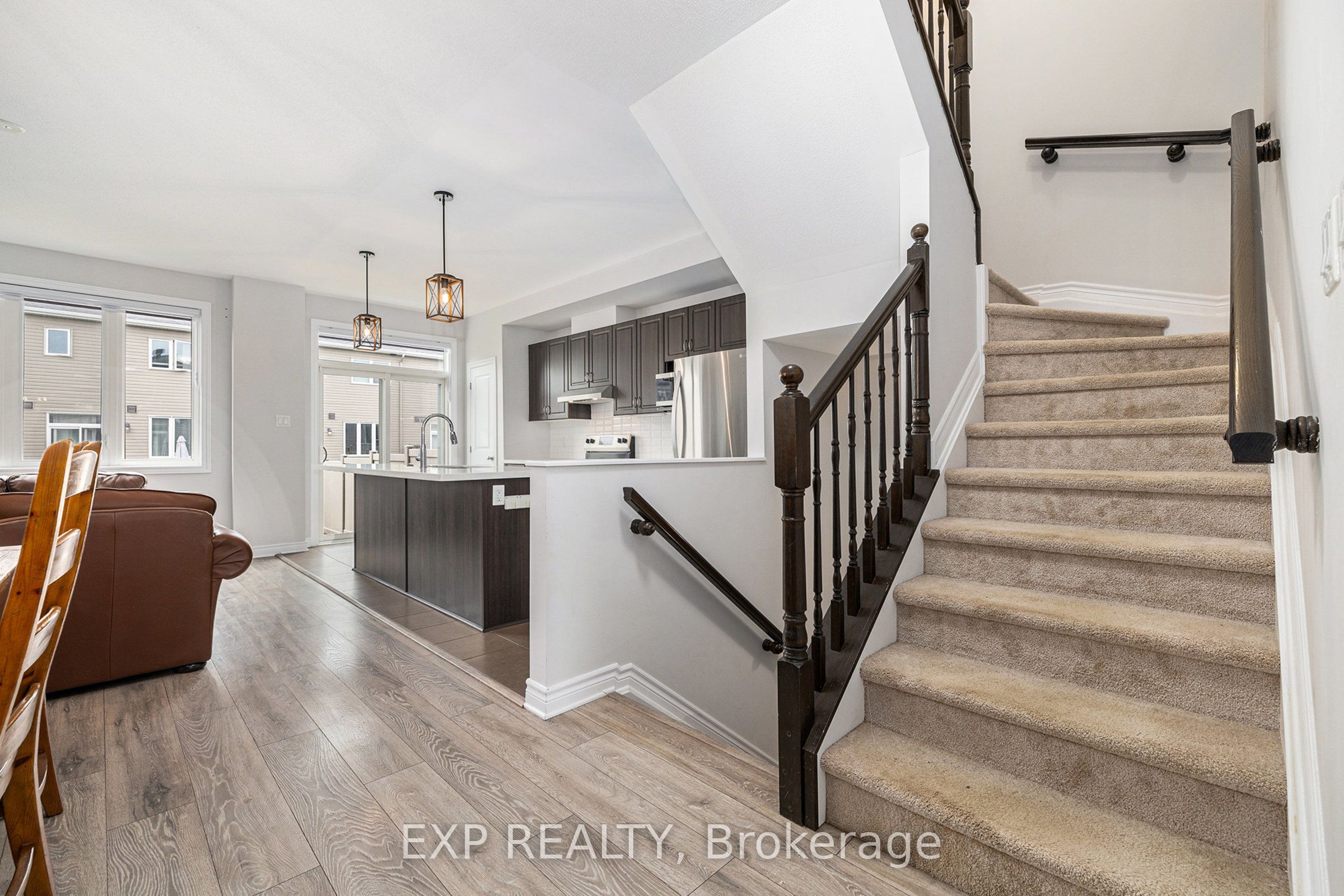 606 Geranium Walk