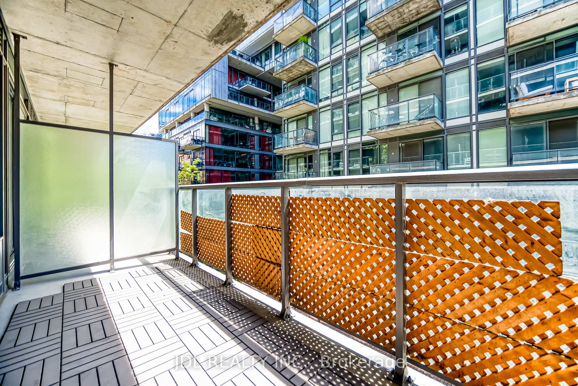 1 Bedroom Condo at 461 Adelaide, Toronto For sale
