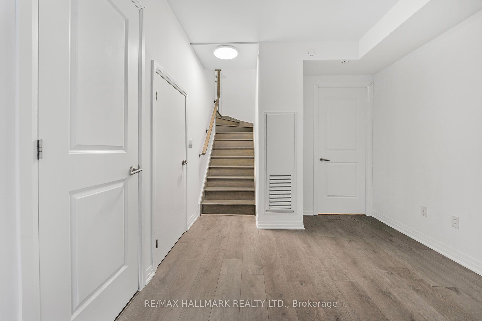 2 Bedrooms Condo at 2301 Danforth, Toronto For sale